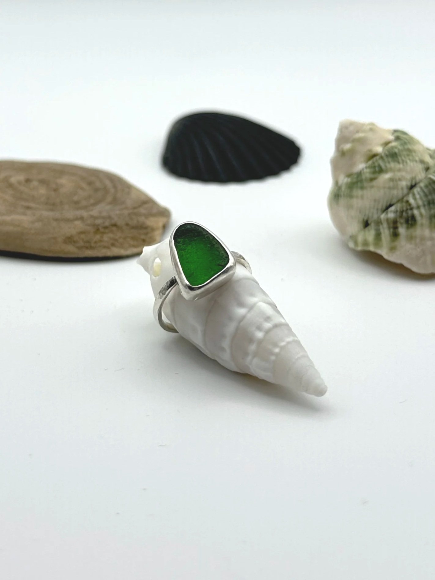 Sea glass Ring - Green 2