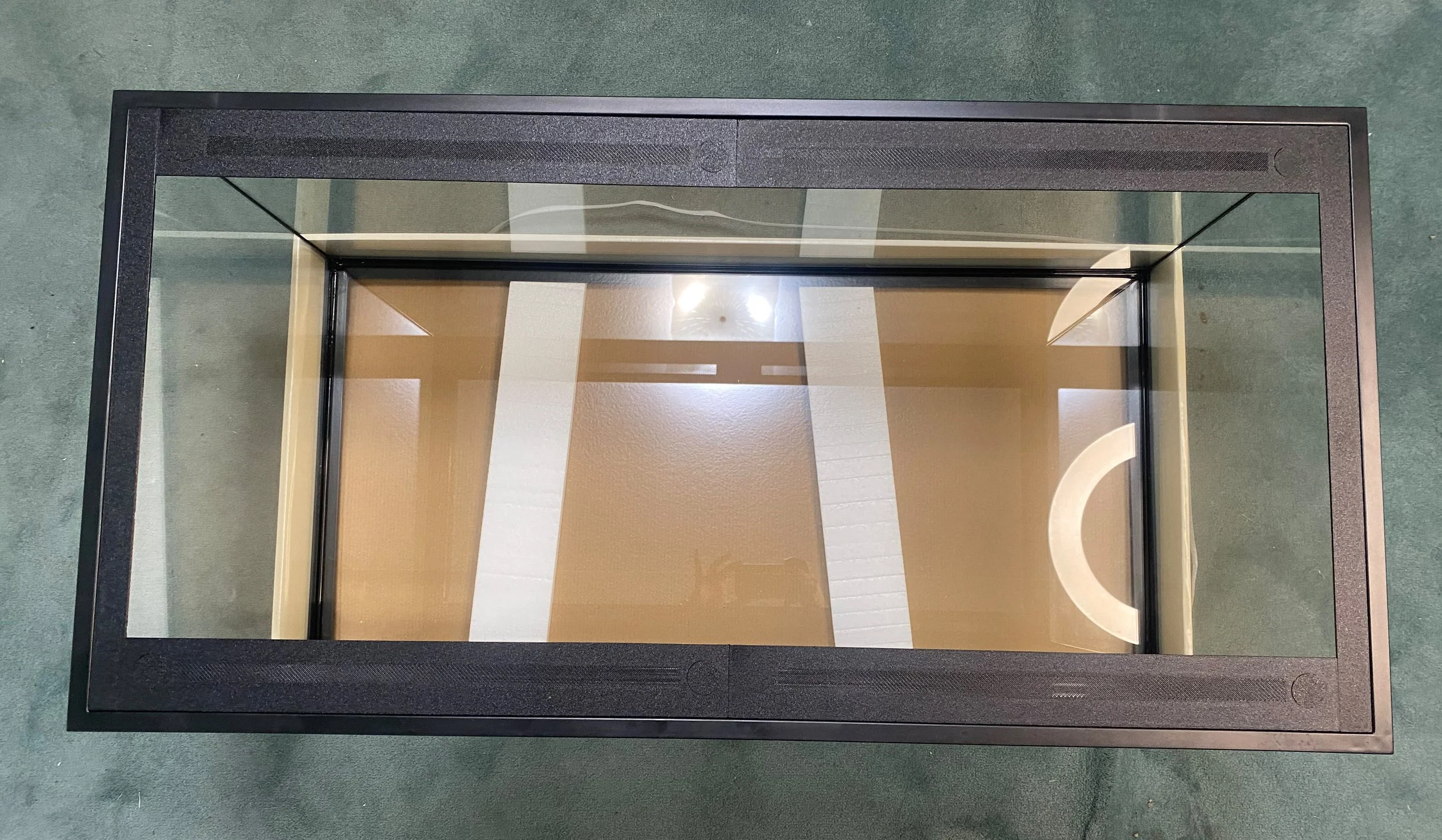TV36 lid on Thrive tank