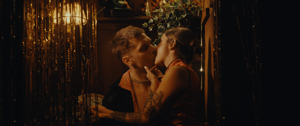 Ice Pearls_ Still4.png