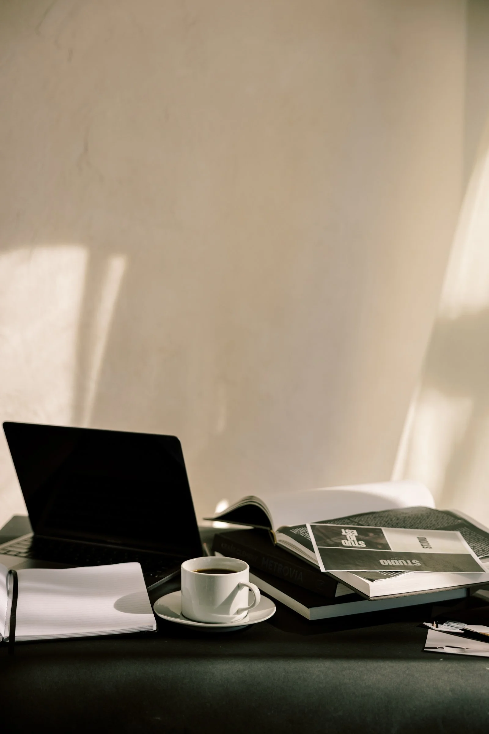 haute-stock-photography-subscription-noir-collection-final-16.jpg