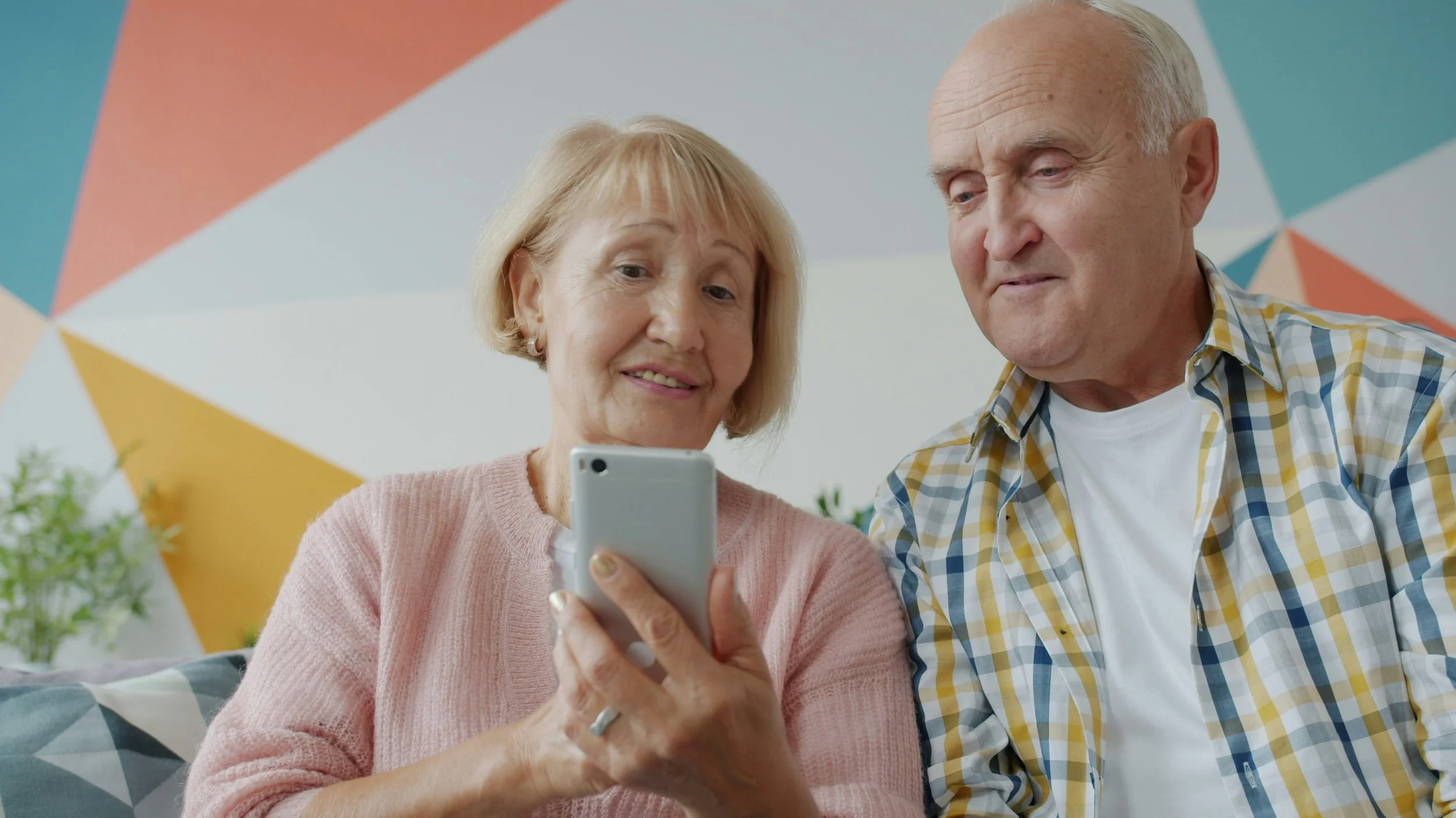 Digital Confidence: Technology Made Simple