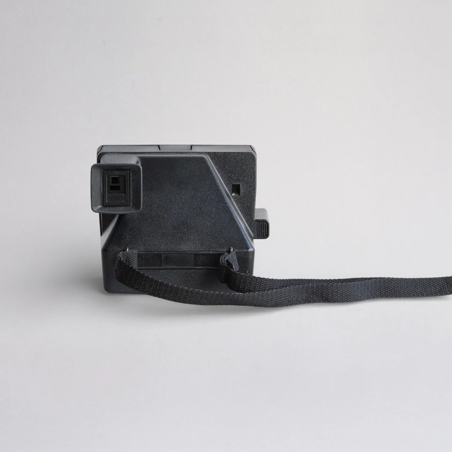 Polaroid-Spirit-600-CL-Curated-By-Carolina-Sosa-Abó