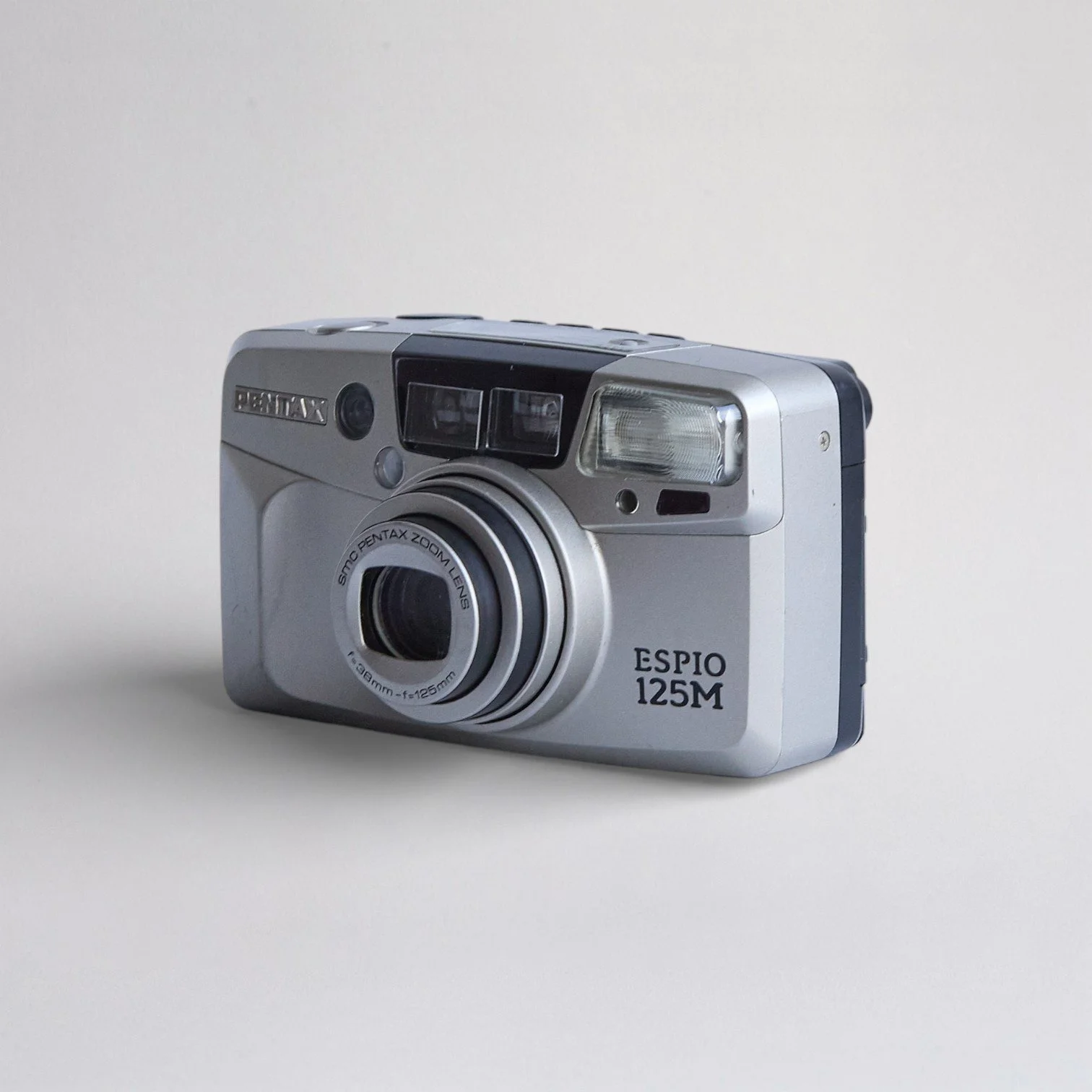 Pentax-ESPIO-125M-Curated-By-Carolina-Sosa-Abó