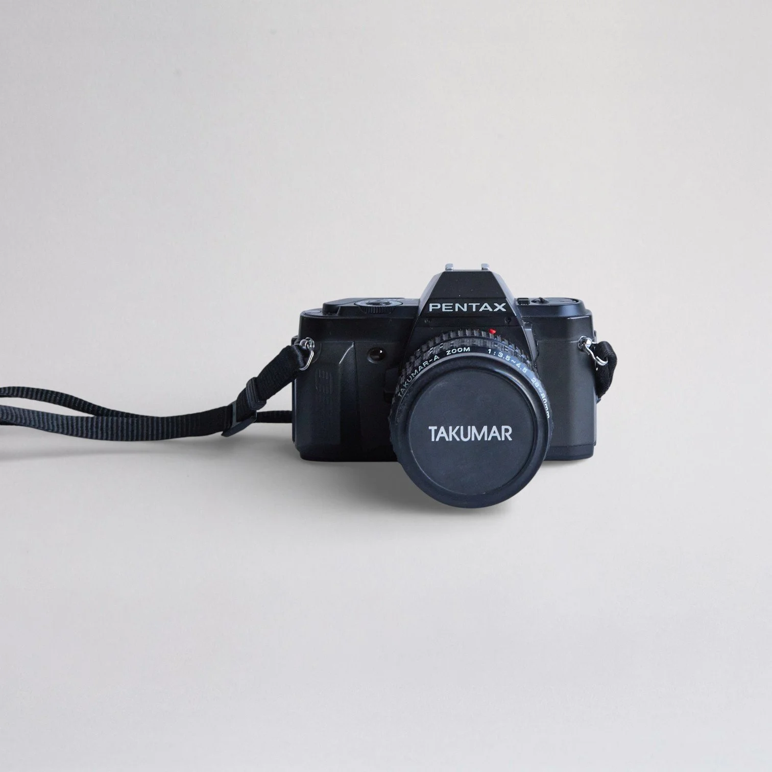 Pentax-P30N-Curated-By-Carolina-Sosa-Abó