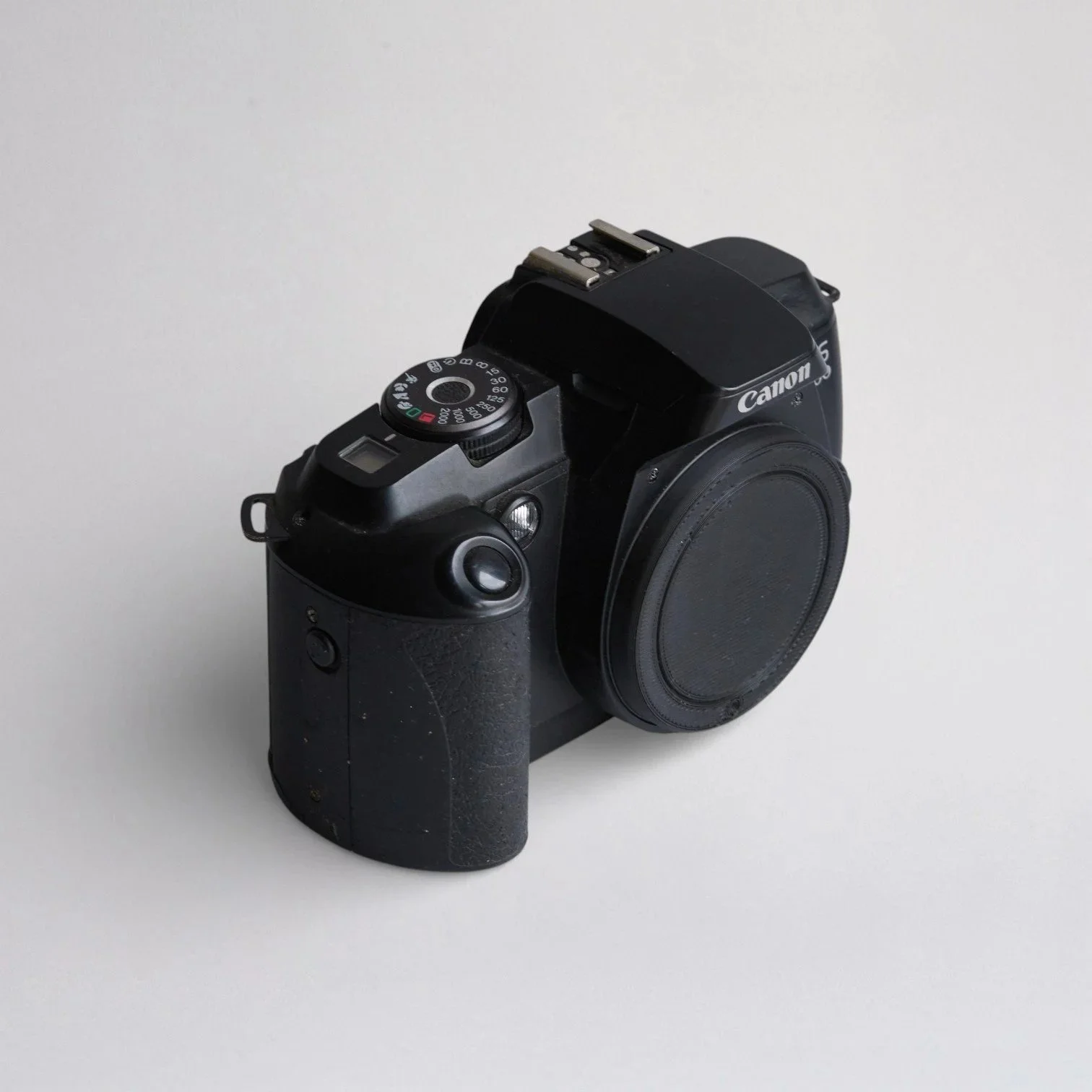 Canon-EOS-5000-Curated-By-Carolina-Sosa-Abó