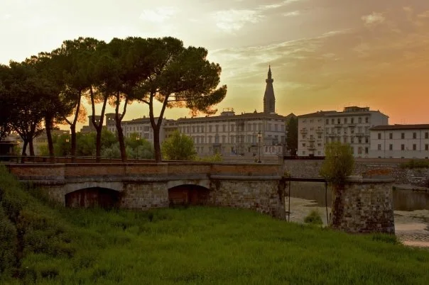 sunset on the Arno - Florence, Italy | ciao bella
