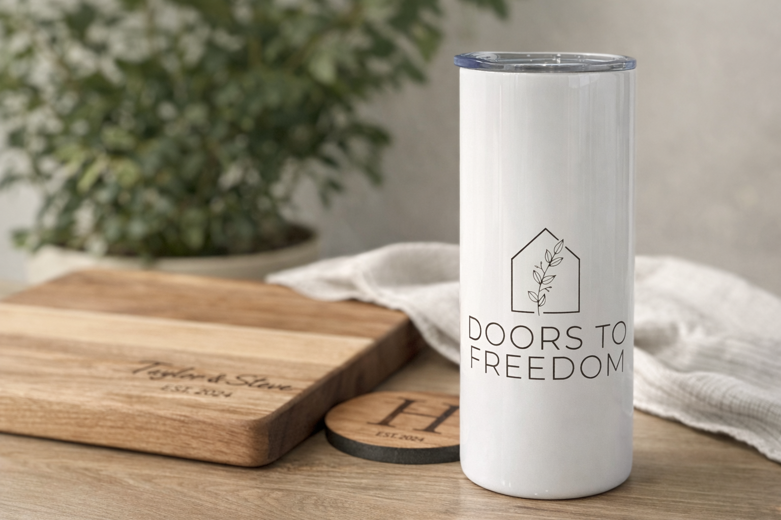 Product 9 - 20 oz tumbler w: background.PNG