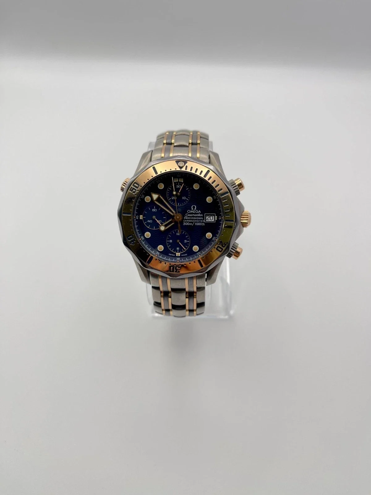 Omega Seamaster Pro Diver Chronograph 2297.80.00 300M Titanium Rose Gold Box