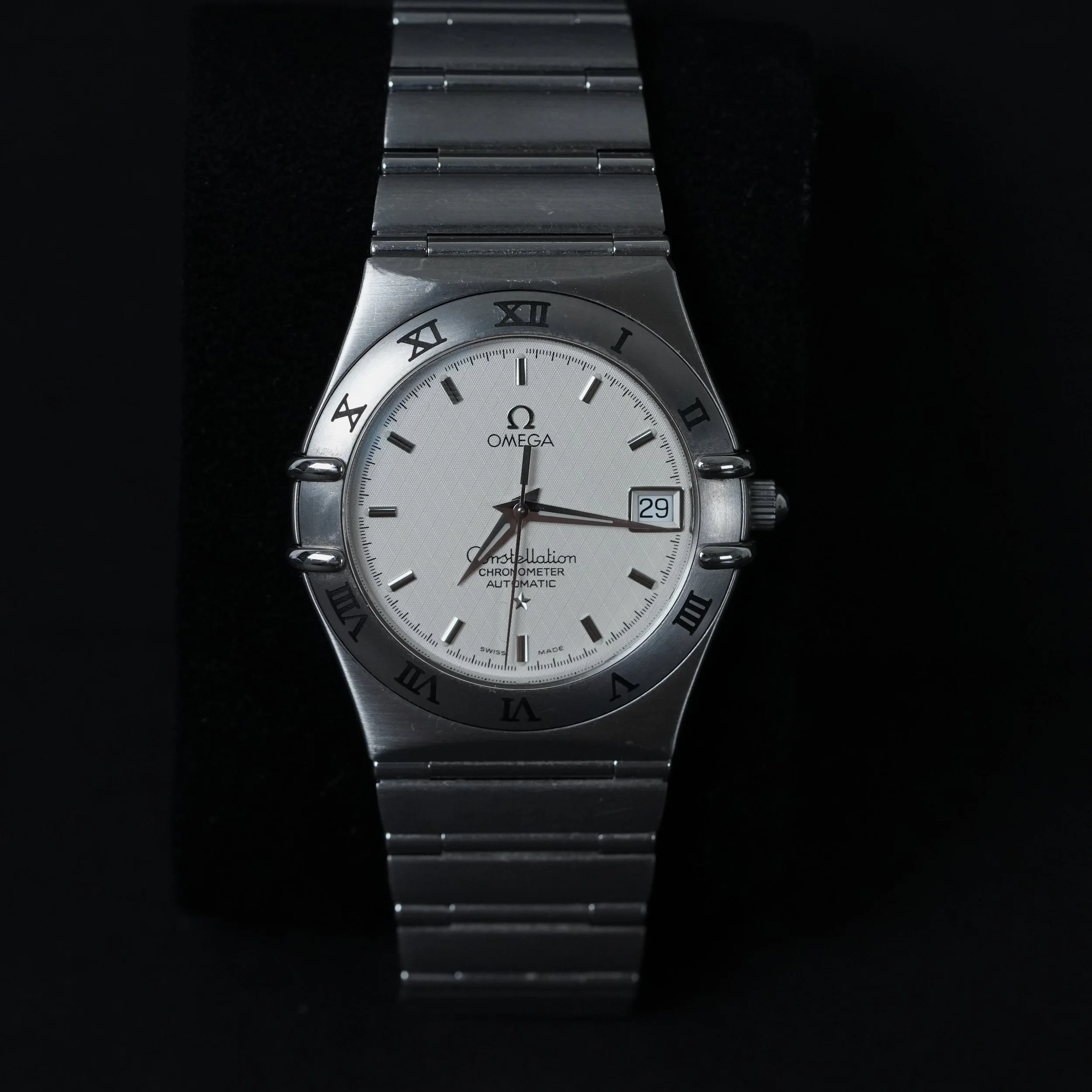 Omega Constellation Chronometer Automatic 1502.30.00 Steel Watch w/ Box & Papers
