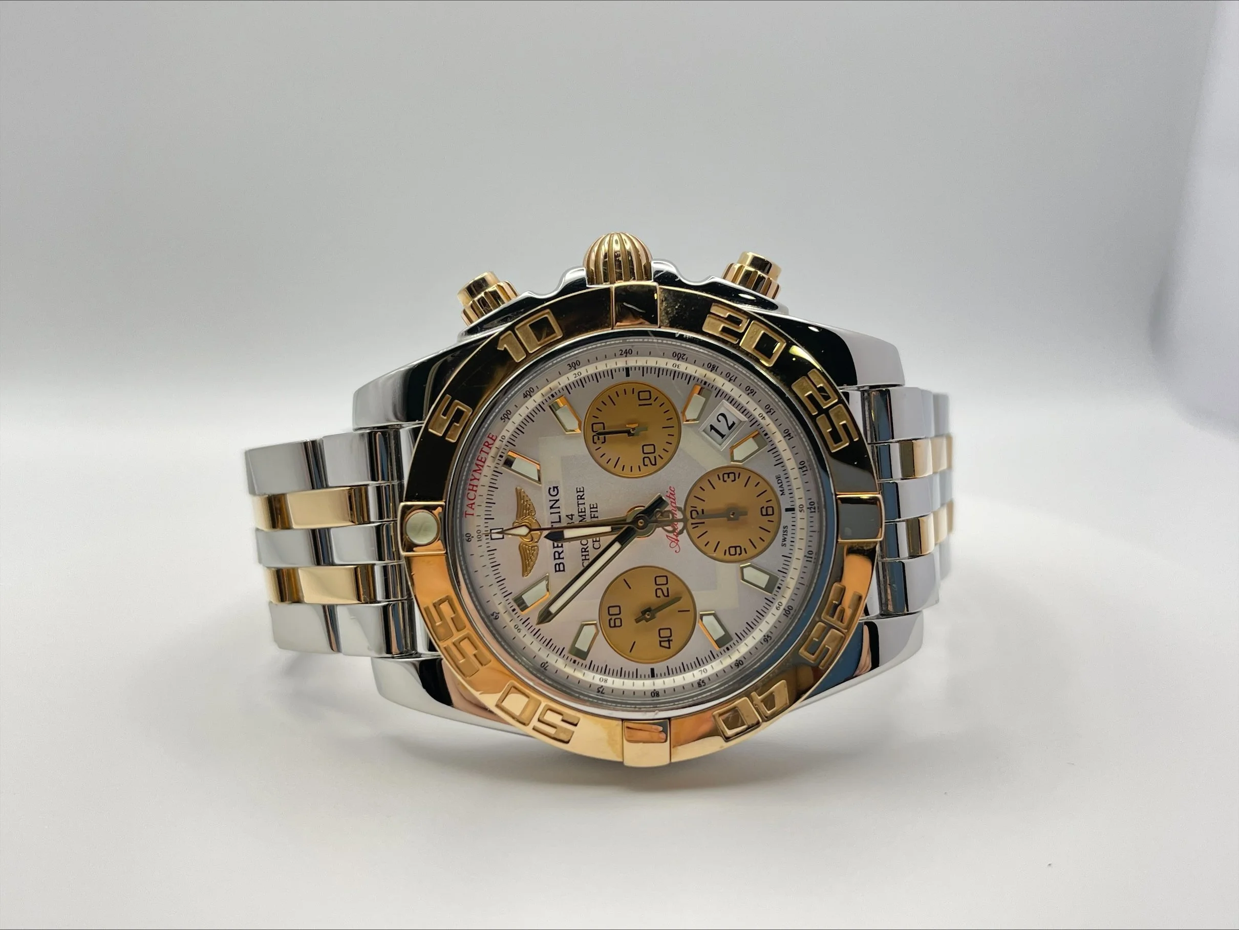 Breitling Chronomat 41- CB014012-2.jpeg