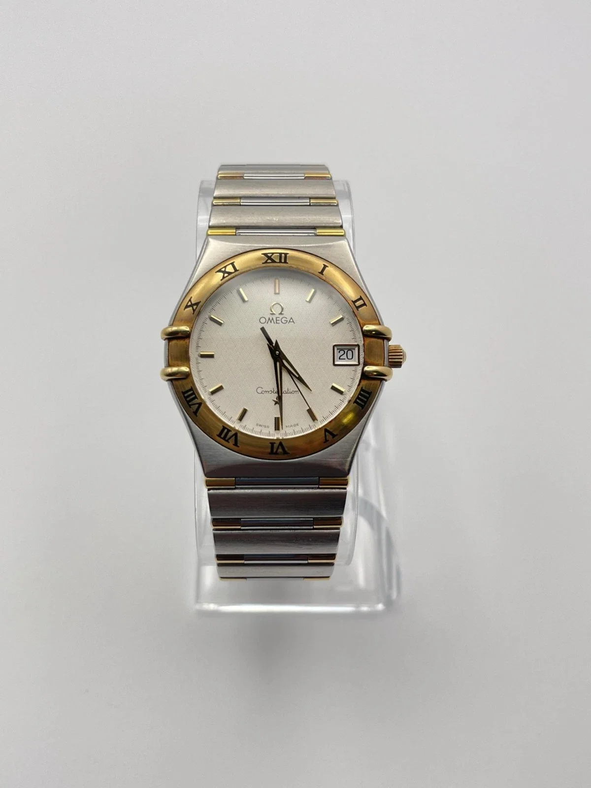 Omega Constellation 1312.30.00 33mm Two-Tone Silver Dial Quartz w/Cards