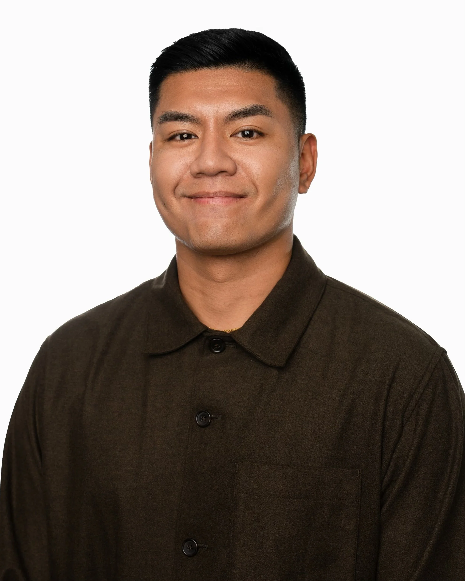 Angelo Sison, Registered Psychologist in Calgary, Alberta. Located in Mission Downtown. Carbon Psychology.