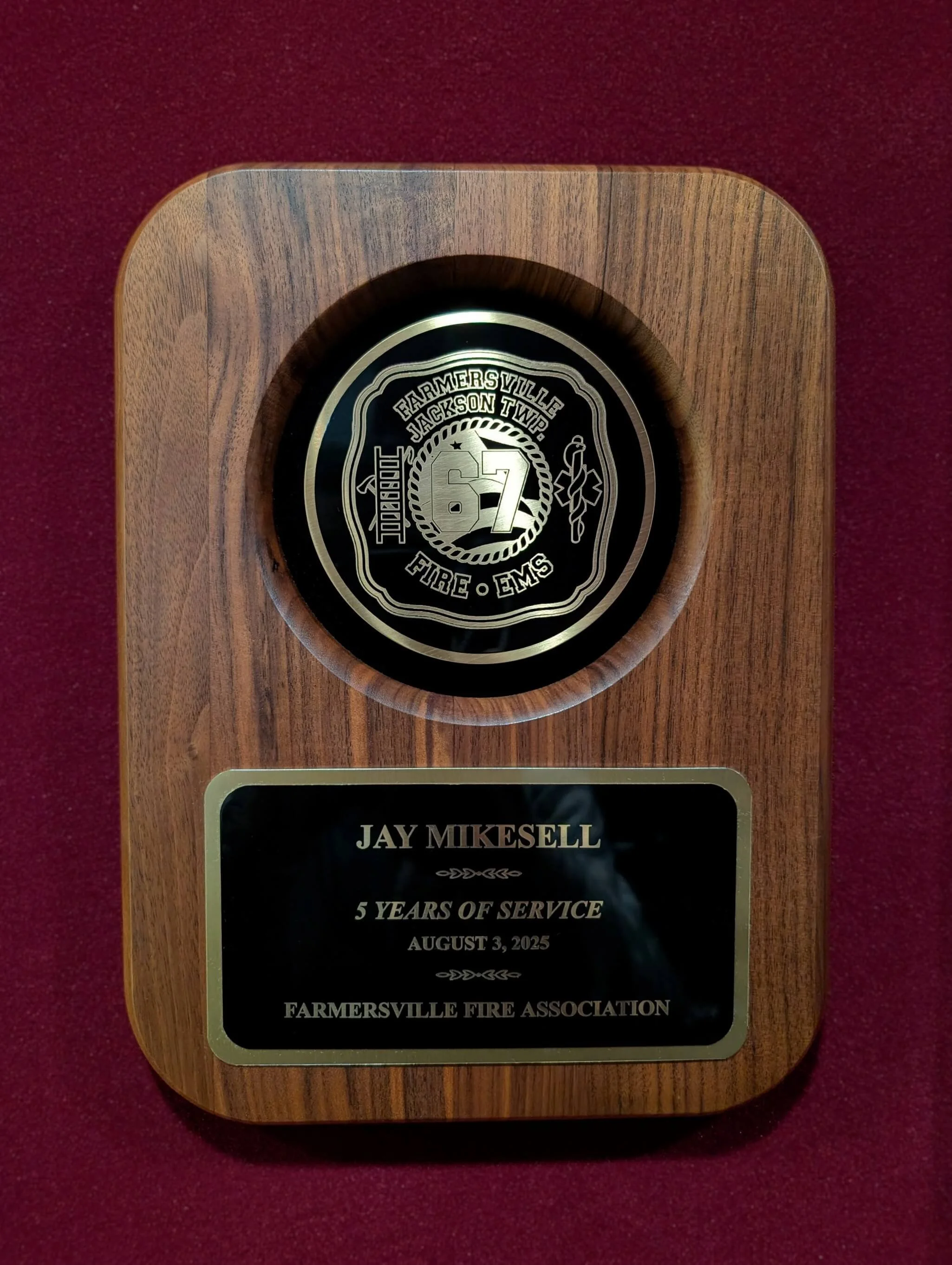 hw6-walnut-center-cut-plaque-custom-logo-firefighter-award.jpg