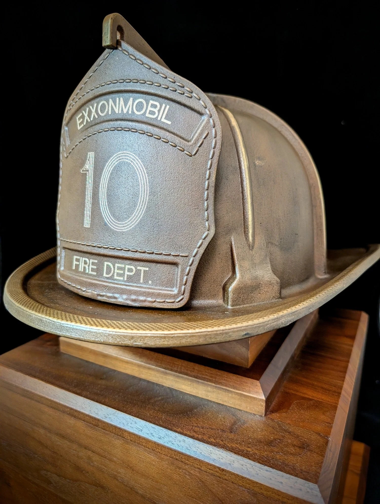hkb100p-solid-brass-fire-helmet-award-retirement-detail.jpg