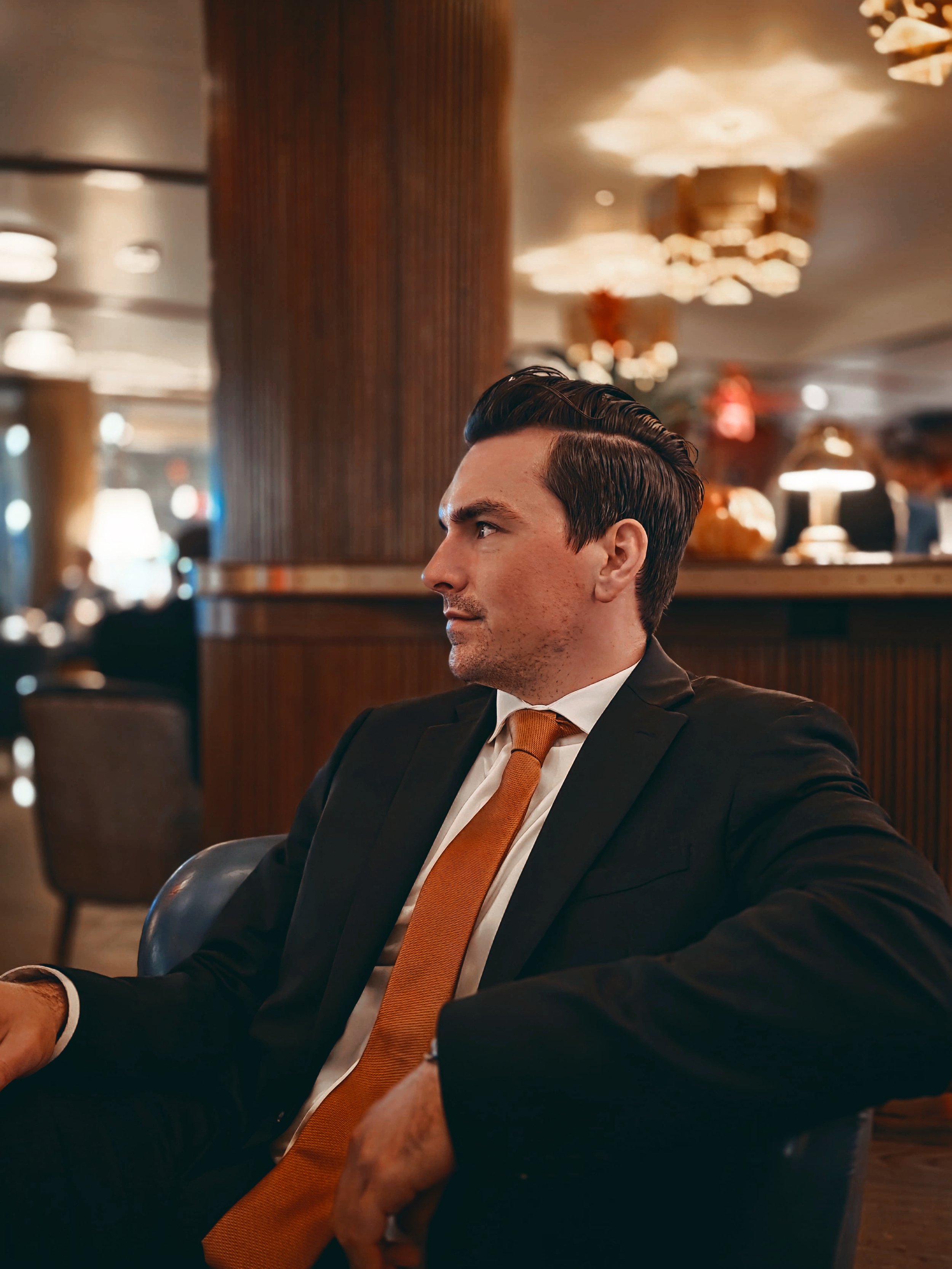 𝘔𝘦𝘥𝘪𝘤𝘪𝘯𝘦’𝘴 𝘚𝘰𝘤𝘪𝘢𝘭 𝘊𝘰𝘯𝘵𝘳𝘢𝘤𝘵 𝘸𝘪𝘵𝘩 𝘞𝘦𝘢𝘭𝘵𝘩