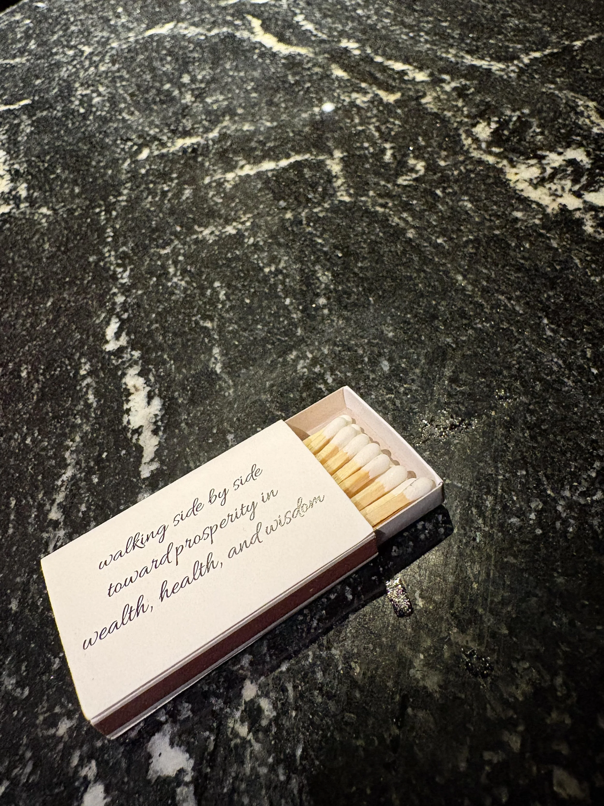 𝘚𝘦𝘭𝘦𝘤𝘵𝘪𝘯𝘨 𝘠𝘰𝘶𝘳 𝘞𝘦𝘢𝘭𝘵𝘩 𝘈𝘥𝘷𝘪𝘴𝘰𝘳