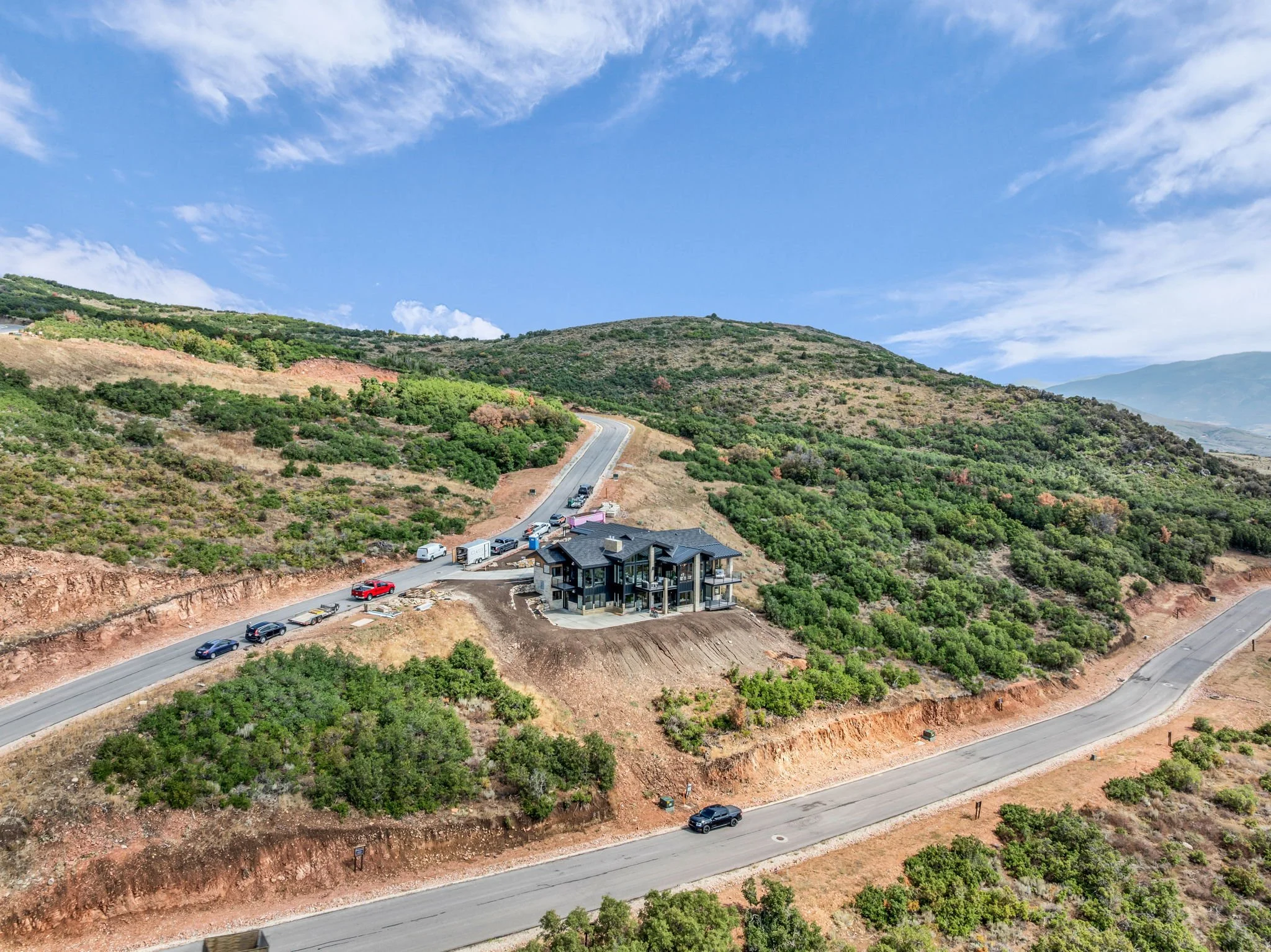 57-web-or-mls-2127-e-peak-vw-dr.jpg