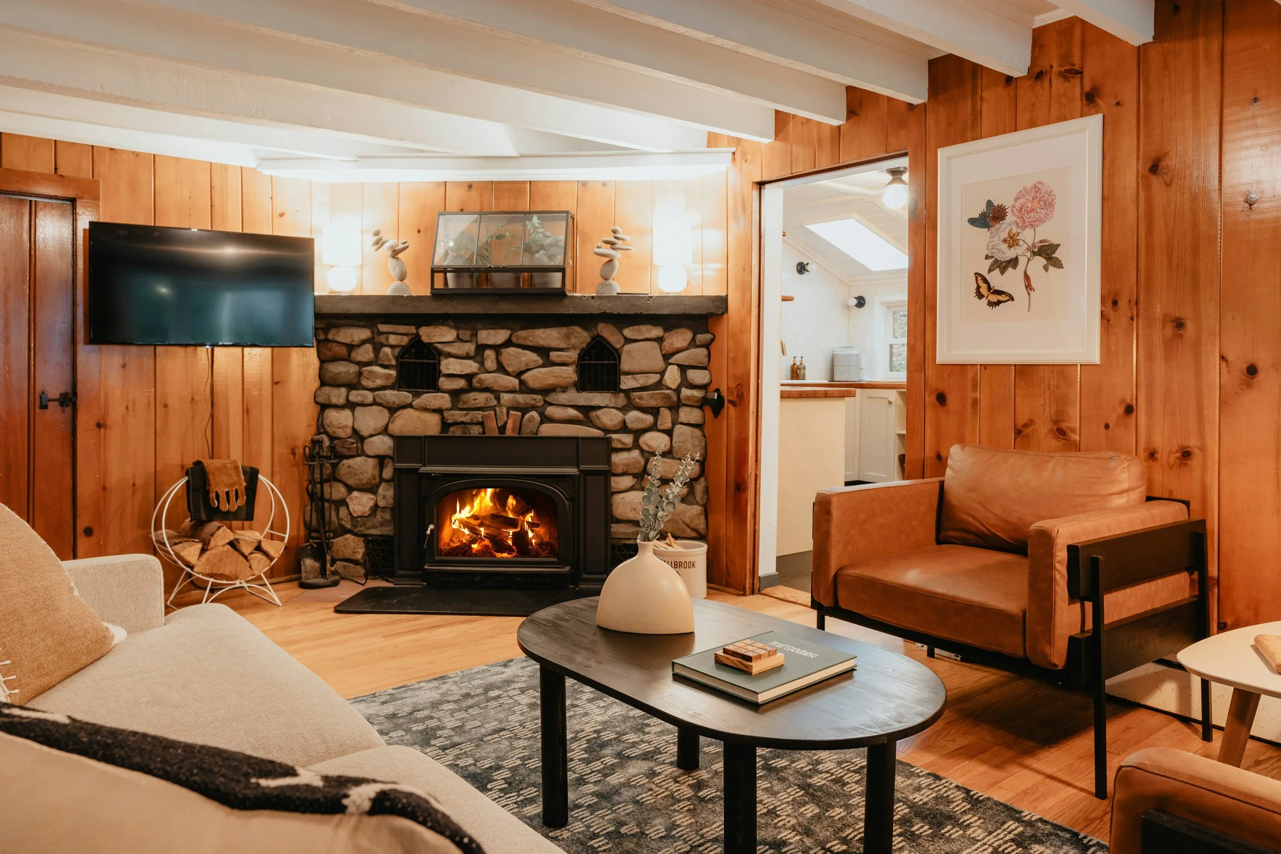 Custom Home Accents (stock image)
