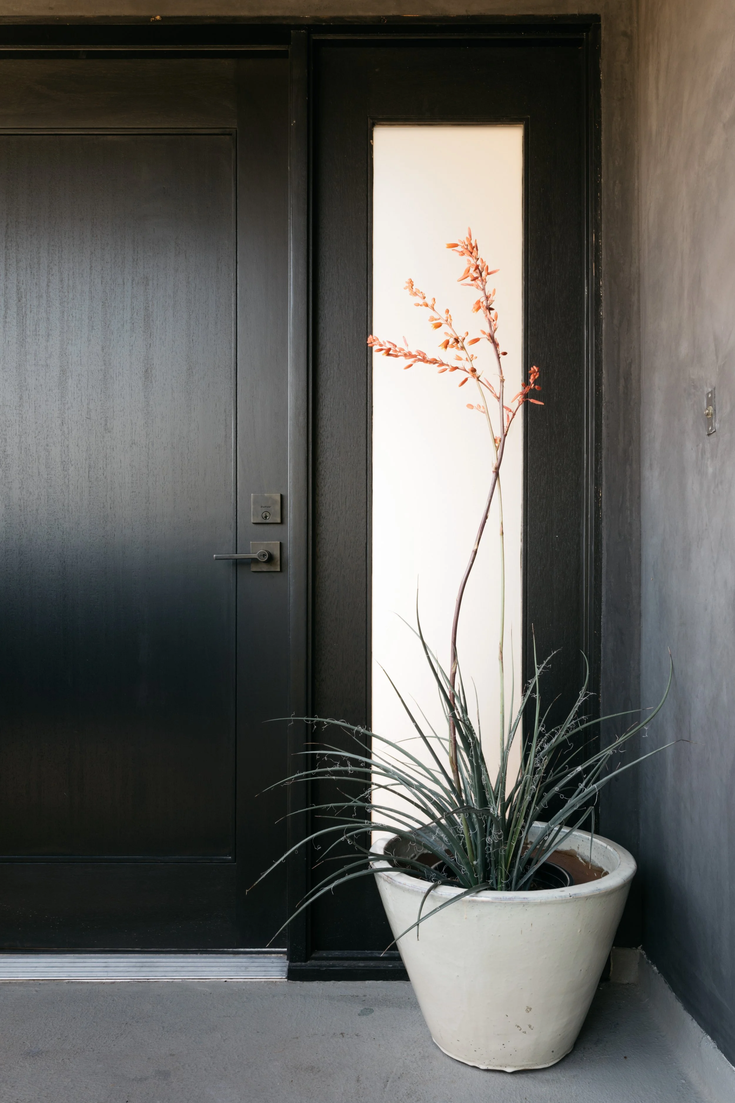 Ivan-Hill_front_door- virtuallyherestudios.com-45.jpg