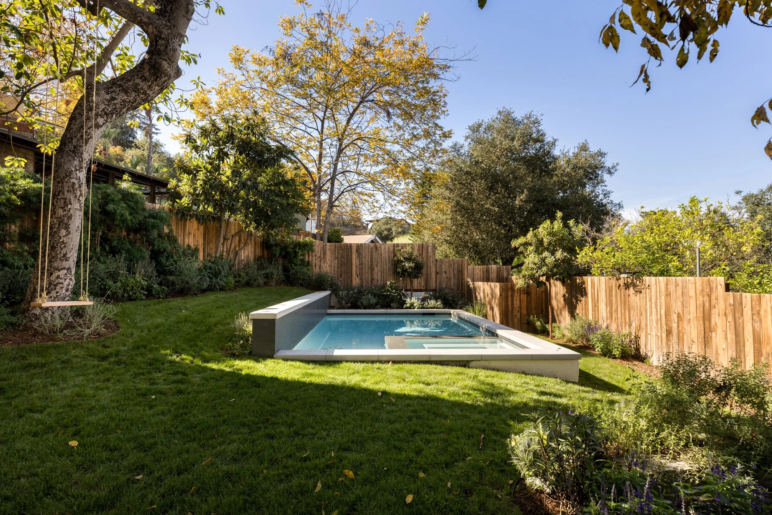 Eagle_Rock_Pool_Garden.jpg