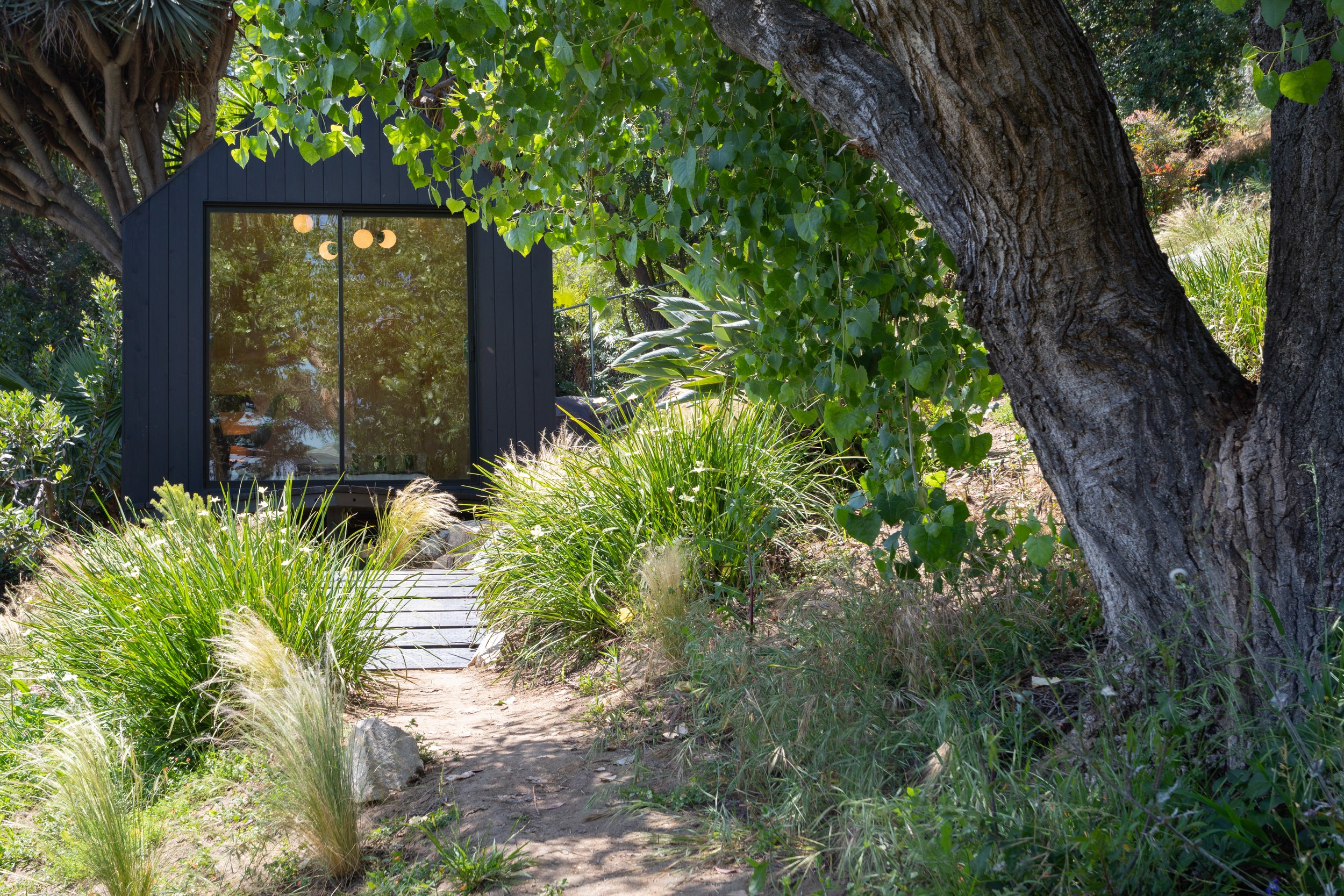 Ivan_Hill_modern_silverlake_home- virtuallyherestudios.com-34.jpg