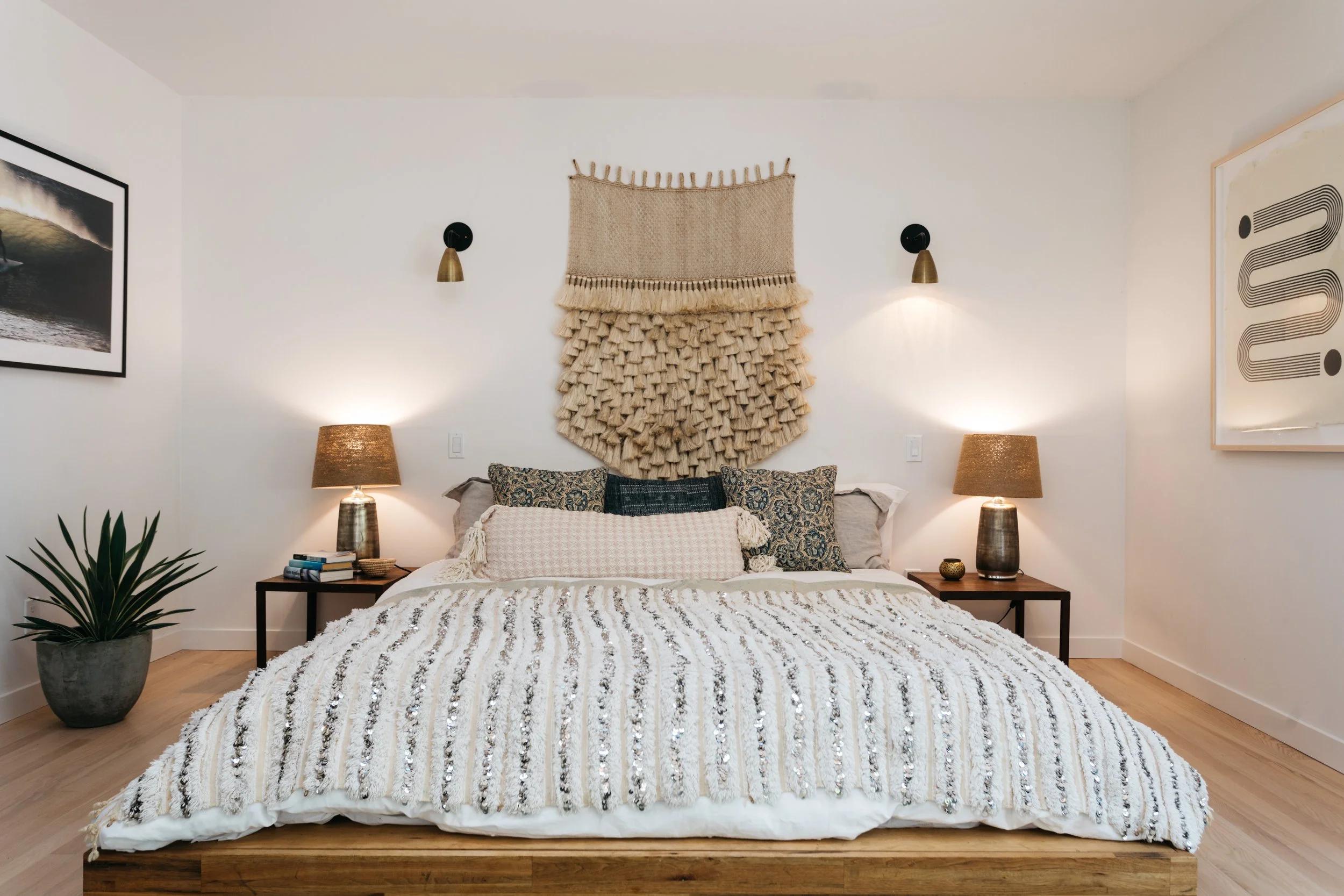 Ivan_Hill_bedroom1b- virtuallyherestudios.com-25.jpg