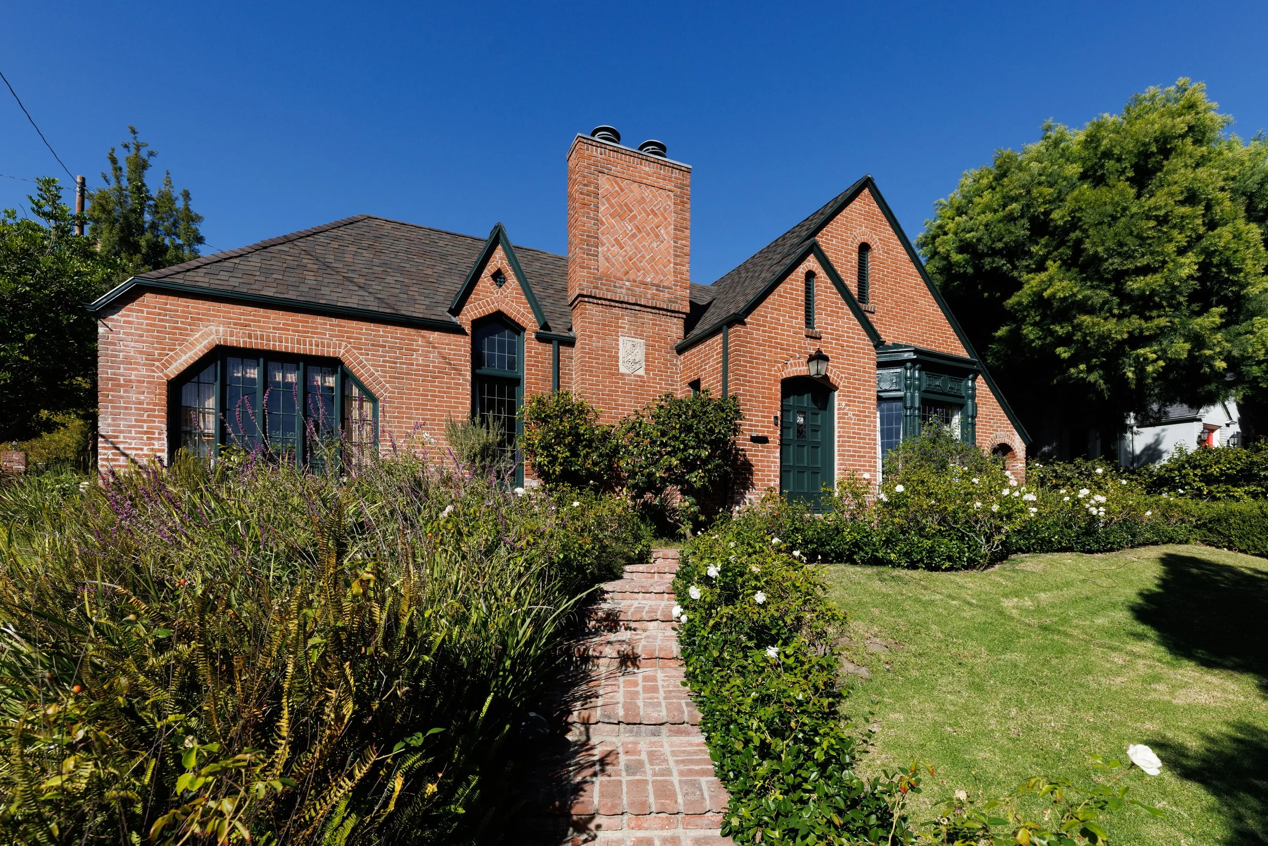 Dundee Dr  Home- ©virtuallyherestudios.com-59.jpg