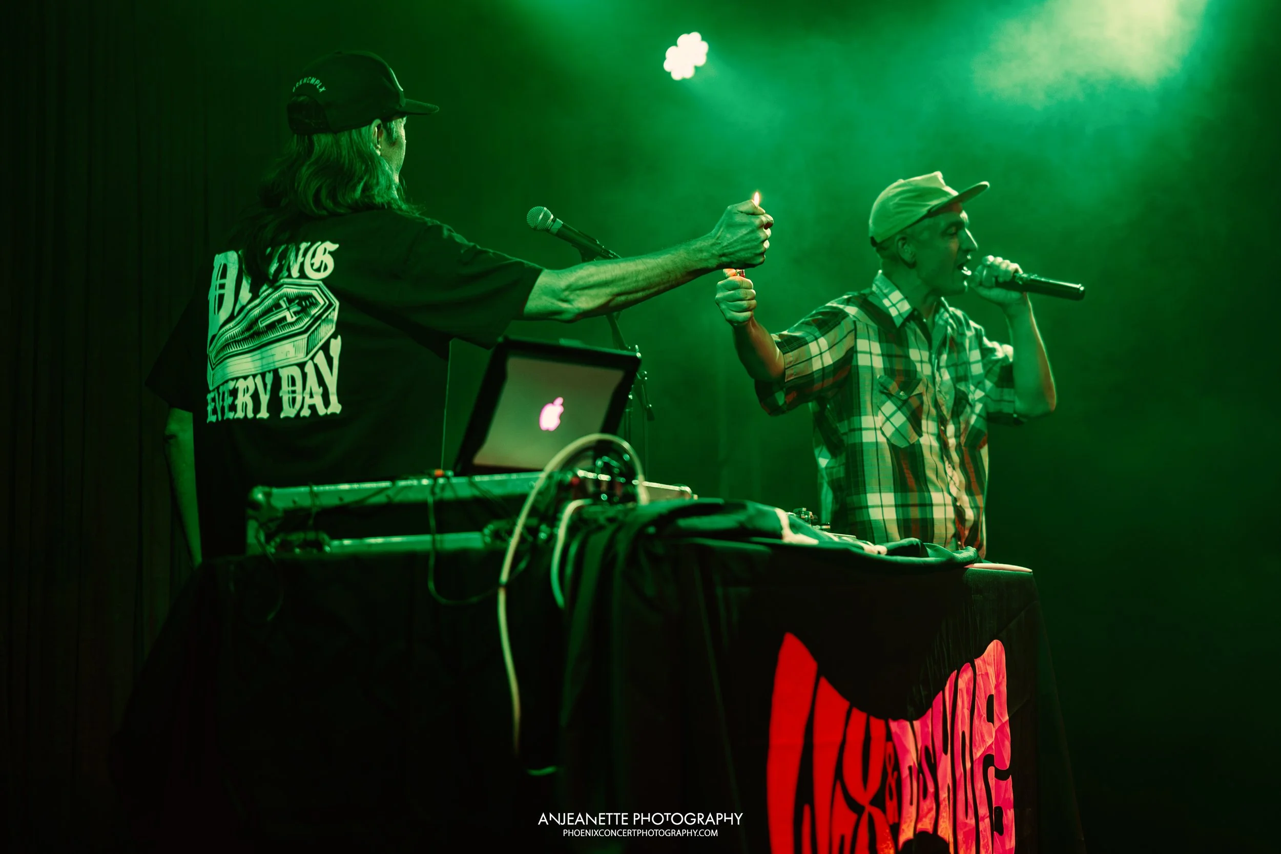 best Concert Photographer in Phoenix, AZ near me Anjeanette Photography top rated music photos crescent ballroom, wax and dj hopper, tour, live nation