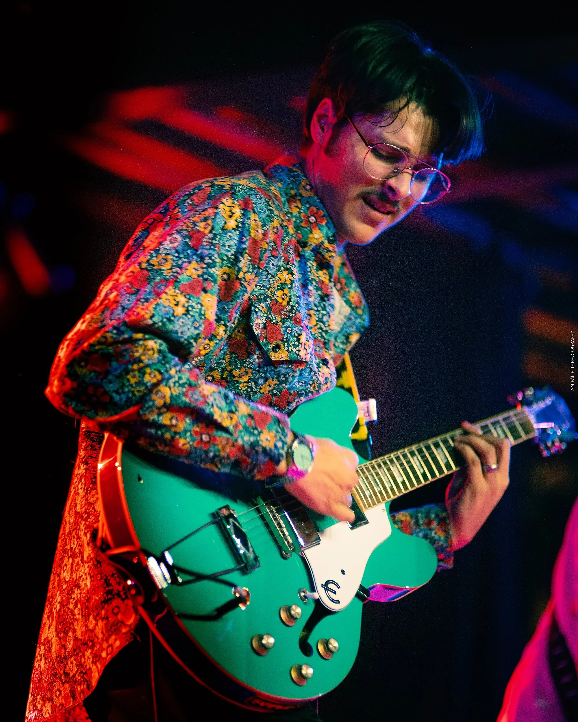 best Concert Photographer in Phoenix, AZ near me Anjeanette Photography music photos Psyko Steve Presents Dinosaur computer at the rebel lounge