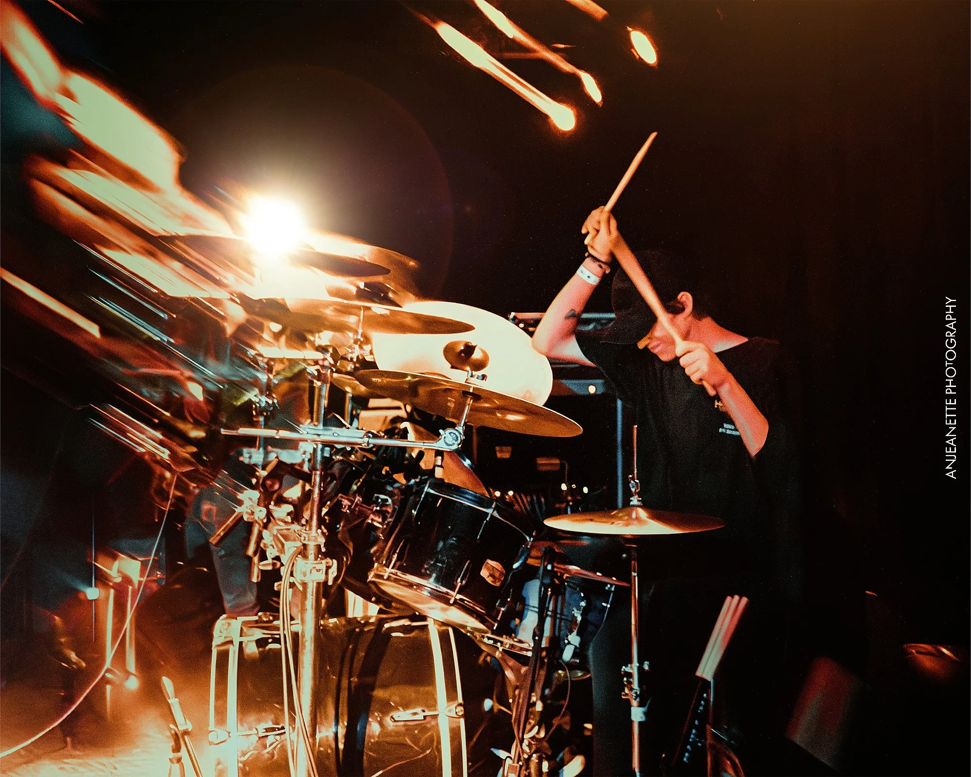 best Concert Photographer in Phoenix, AZ near me Anjeanette Photography music photos The agoreez Rebel Lounge Offstage Exposure Magazine 