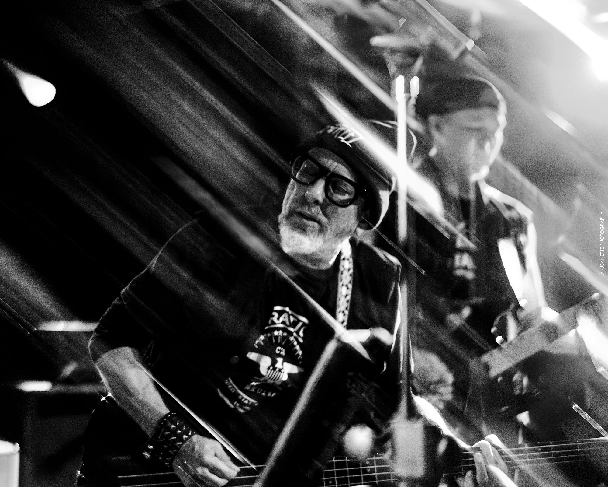 best Concert Photographer in Phoenix, AZ near me Anjeanette Photography music photos The agoreez Rebel Lounge Offstage Exposure Magazine 