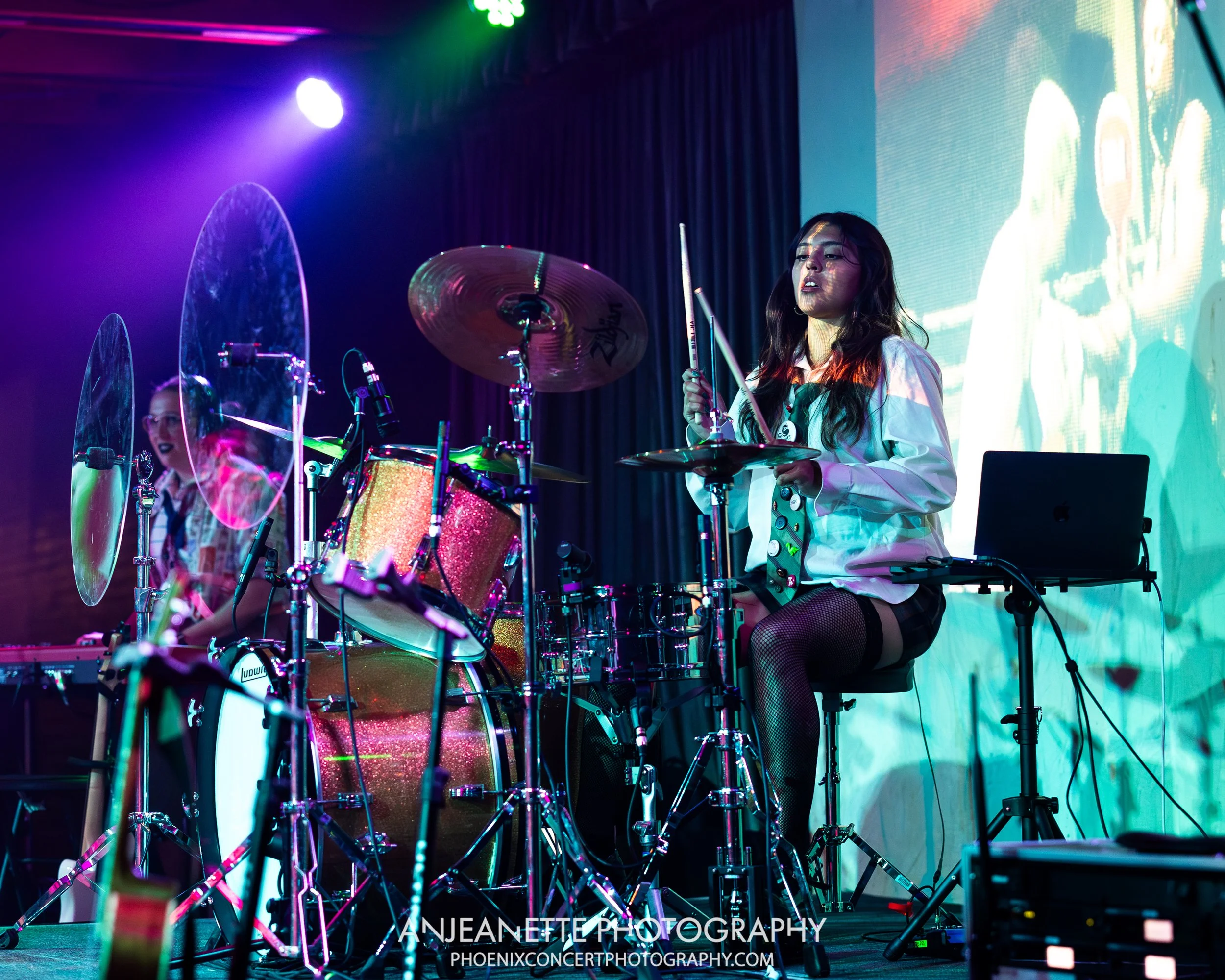 best Concert Photographer in Phoenix, AZ near me Anjeanette Photography music photos Marloma, The Crescent Ballroom Offstage Exposure Magazine Live Nation