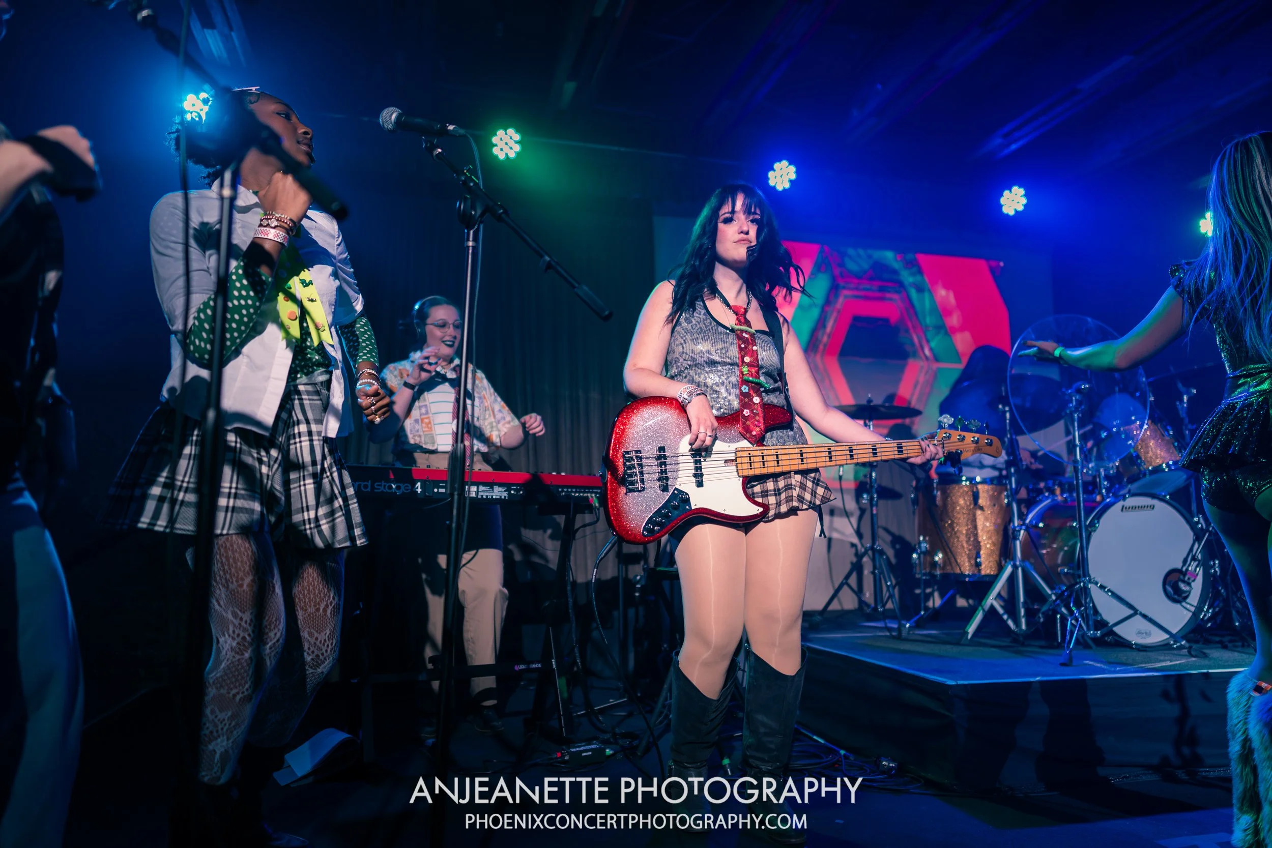 best Concert Photographer in Phoenix, AZ near me Anjeanette Photography music photos Marloma, The Crescent Ballroom Offstage Exposure Magazine Live Nation