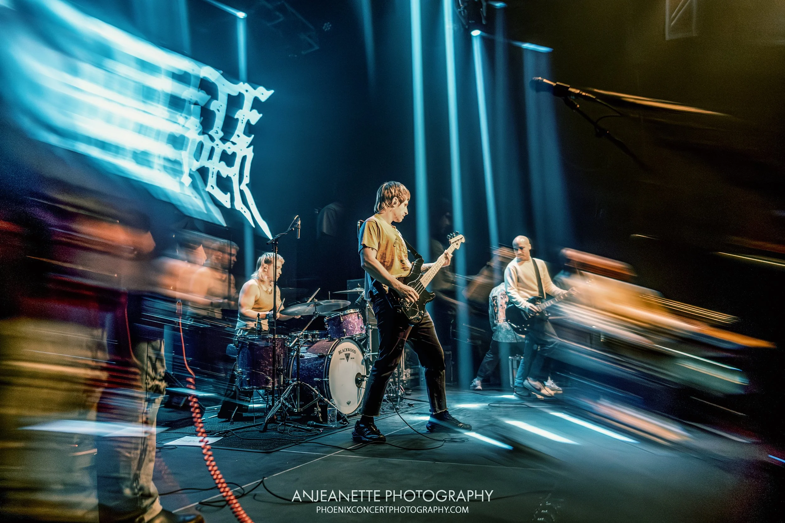 Concert Photographer in Phoenix, AZ near me Anjeanette Photography best music photos White Reaper, Walter Studios Psyko Steve Live Nation