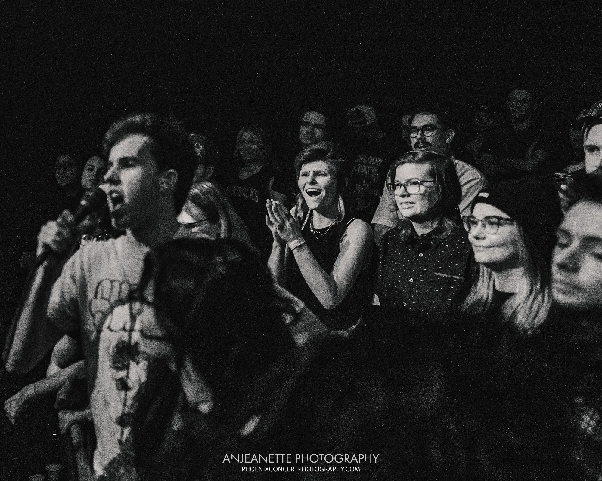 Concert Photographer in Phoenix, AZ near me Anjeanette Photography best music photos White Reaper, LA punk drug church death lens Walter Studios Psyko Steve Live Nation
