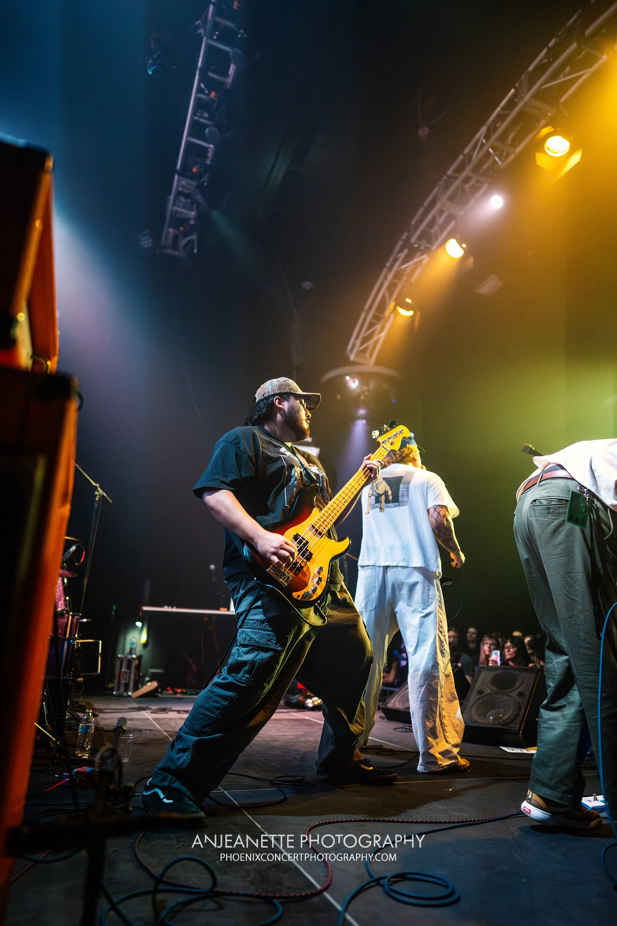 Concert Photographer in Phoenix, AZ near me Anjeanette Photography best music photos White Reaper, LA punk drug church death lens Walter Studios Psyko Steve Live Nation