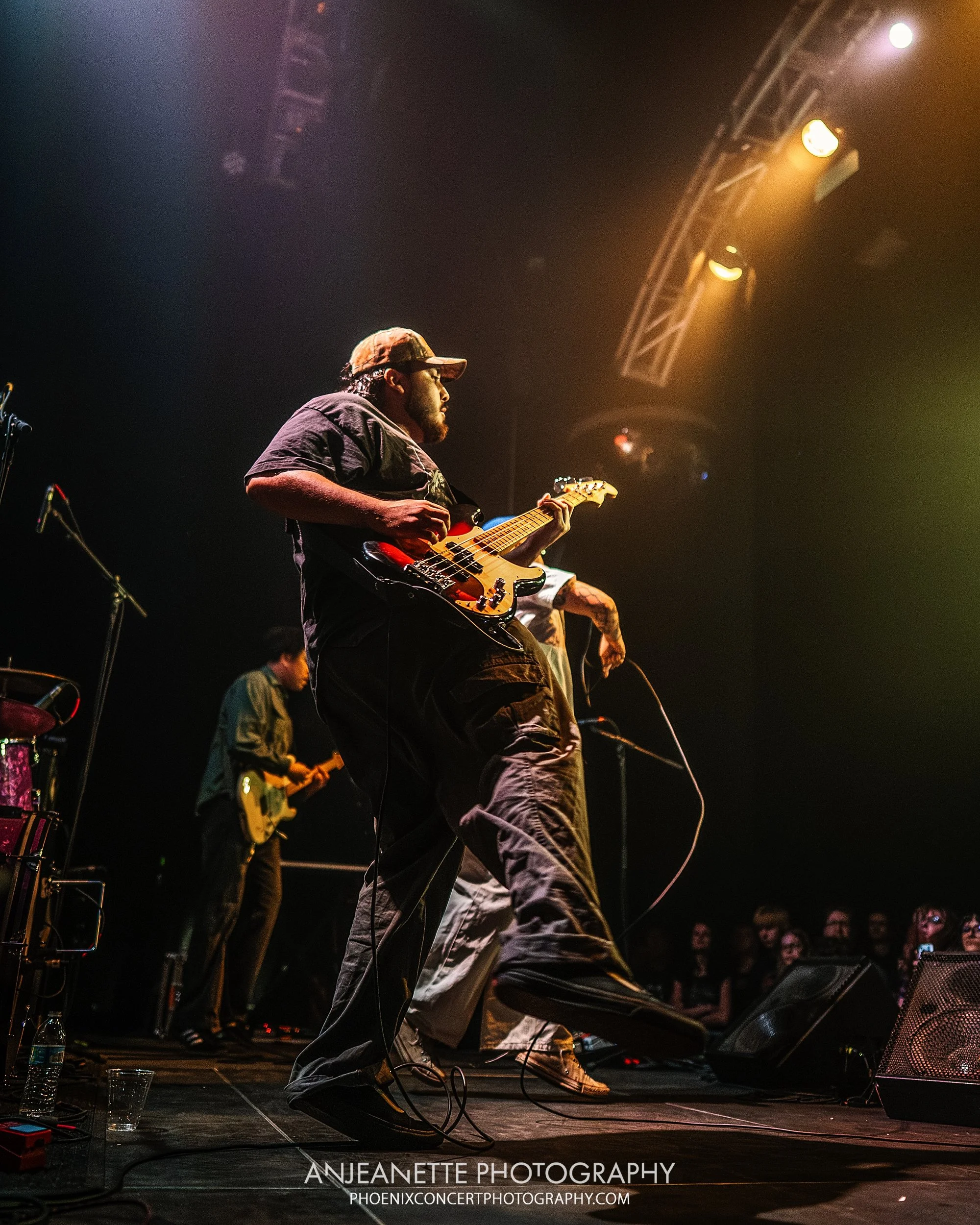 Concert Photographer in Phoenix, AZ near me Anjeanette Photography best music photos White Reaper, LA punk drug church death lens Walter Studios Psyko Steve Live Nation