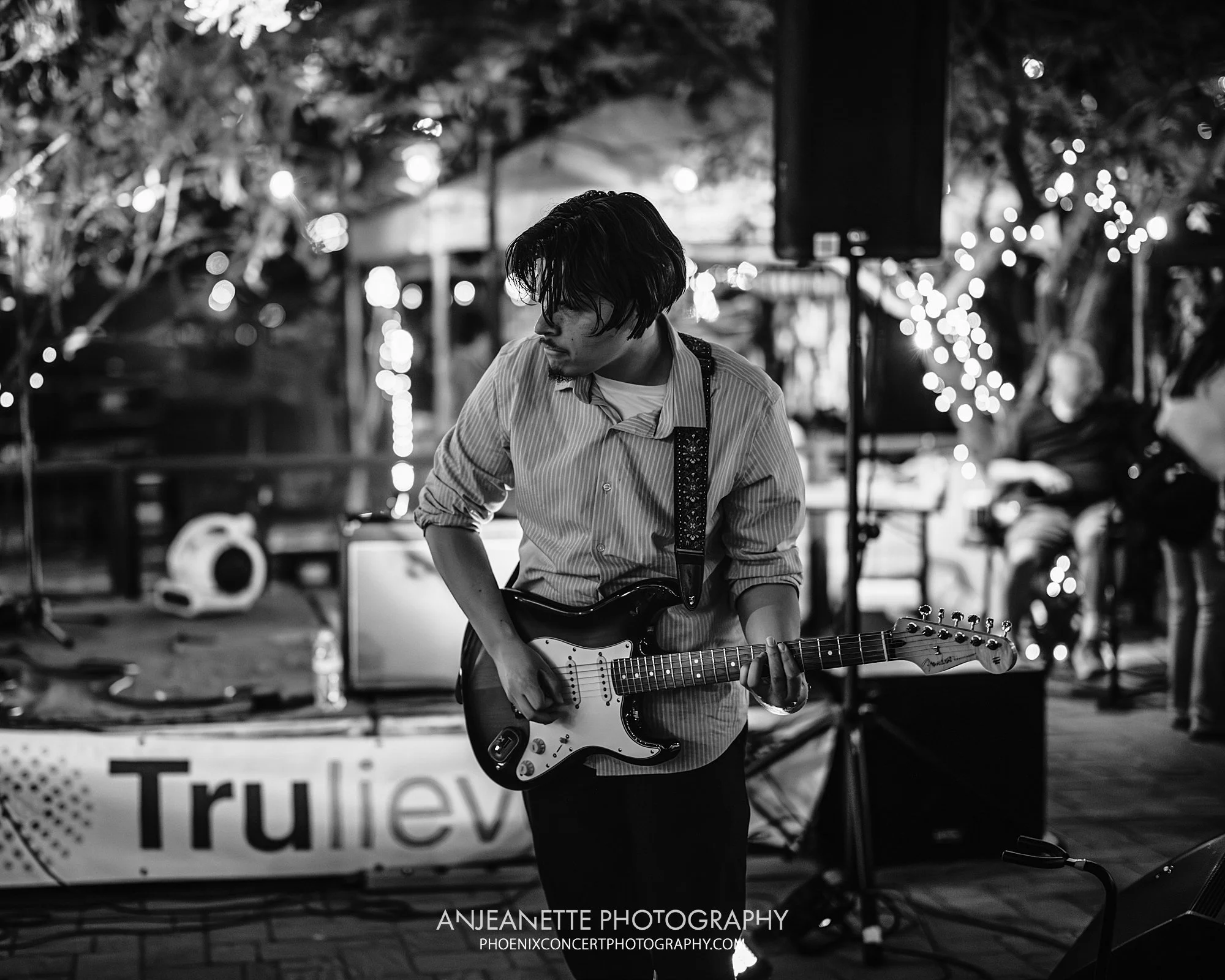 best Concert Photographer in Phoenix, AZ near me Anjeanette Photography top rated music photos Sunroom Studios Tempe present Fractured Obscurity