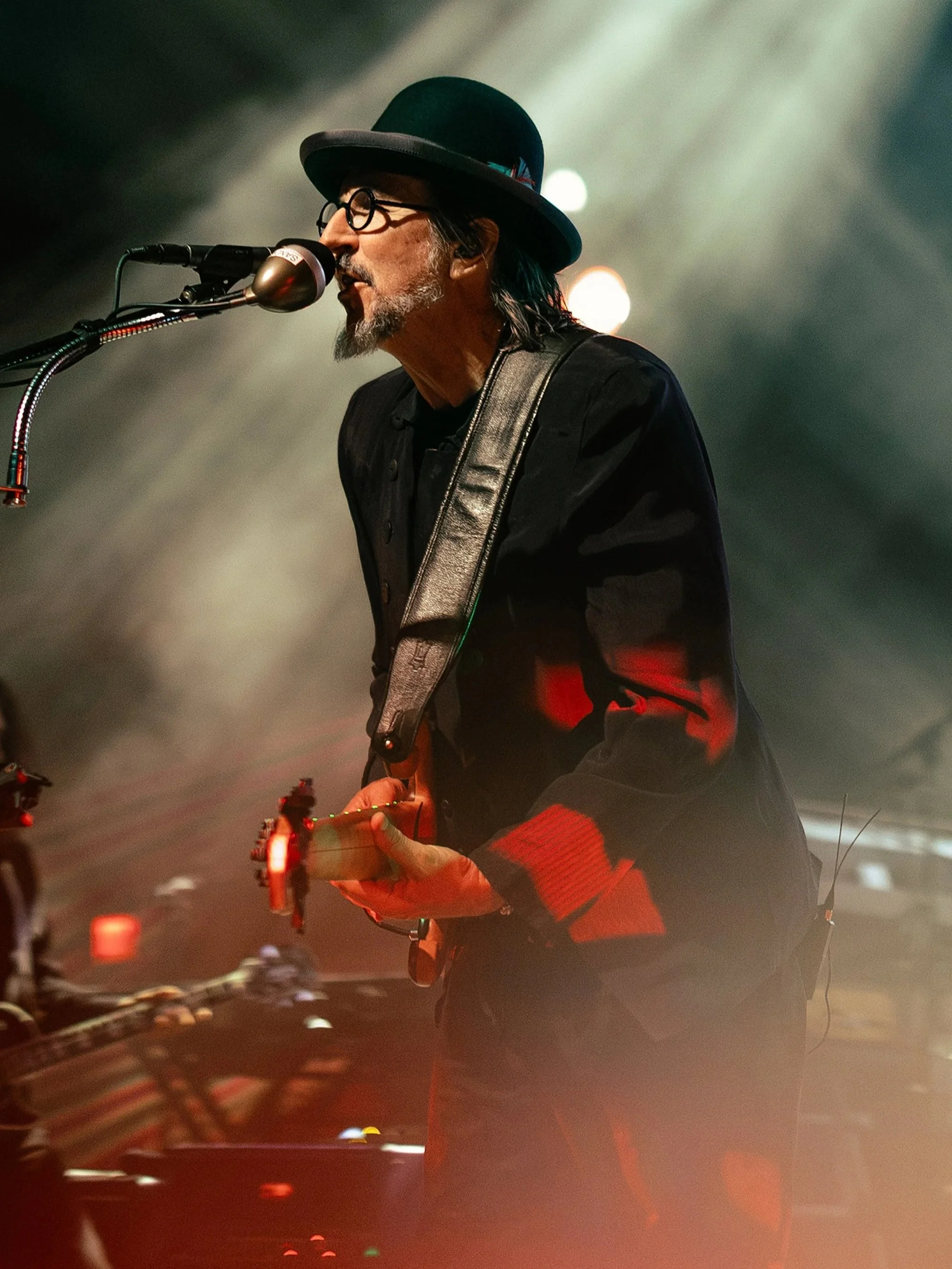 best Concert Photographer in Phoenix, AZ near me Anjeanette Photography top rated music photos primus, les claypool, lennon, deliruim, frog brigade, live nation