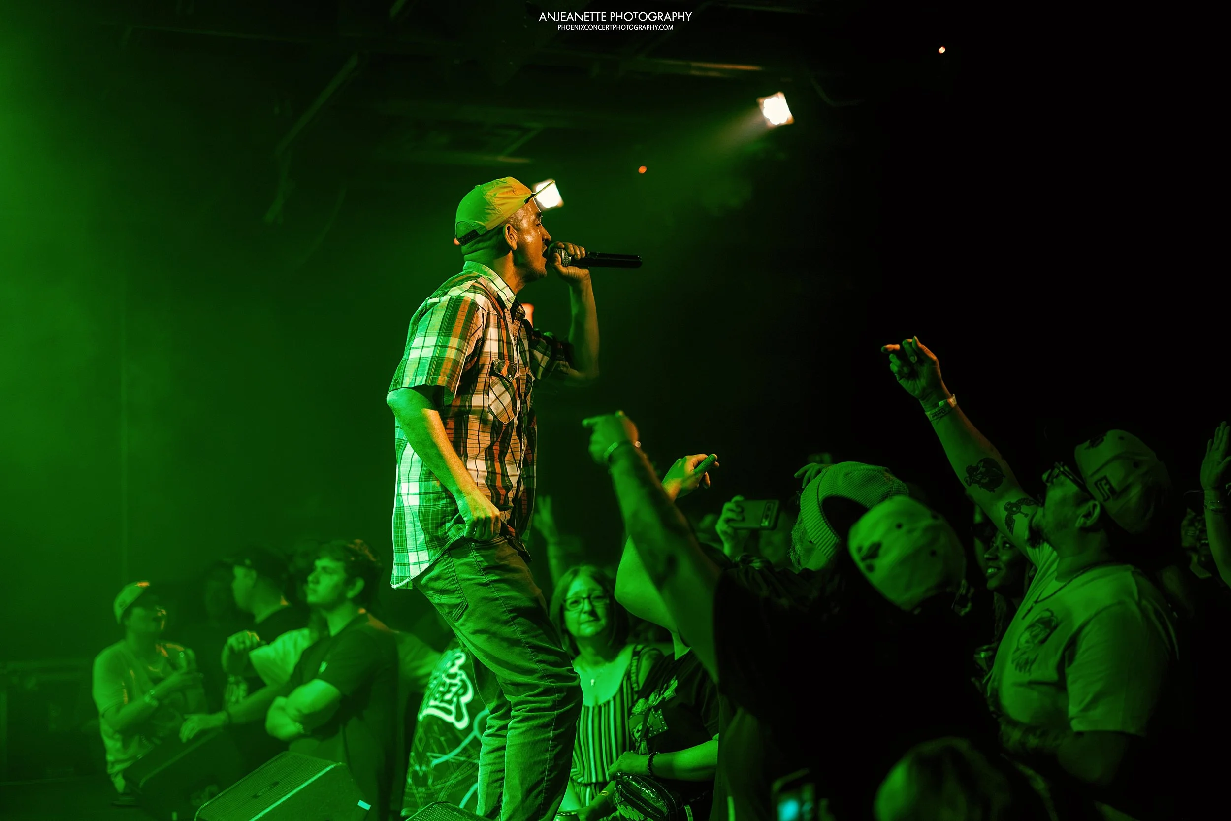best Concert Photographer in Phoenix, AZ near me Anjeanette Photography top rated music photos crescent ballroom, K.A.A.N.wax and dj hopper, tour, live nation