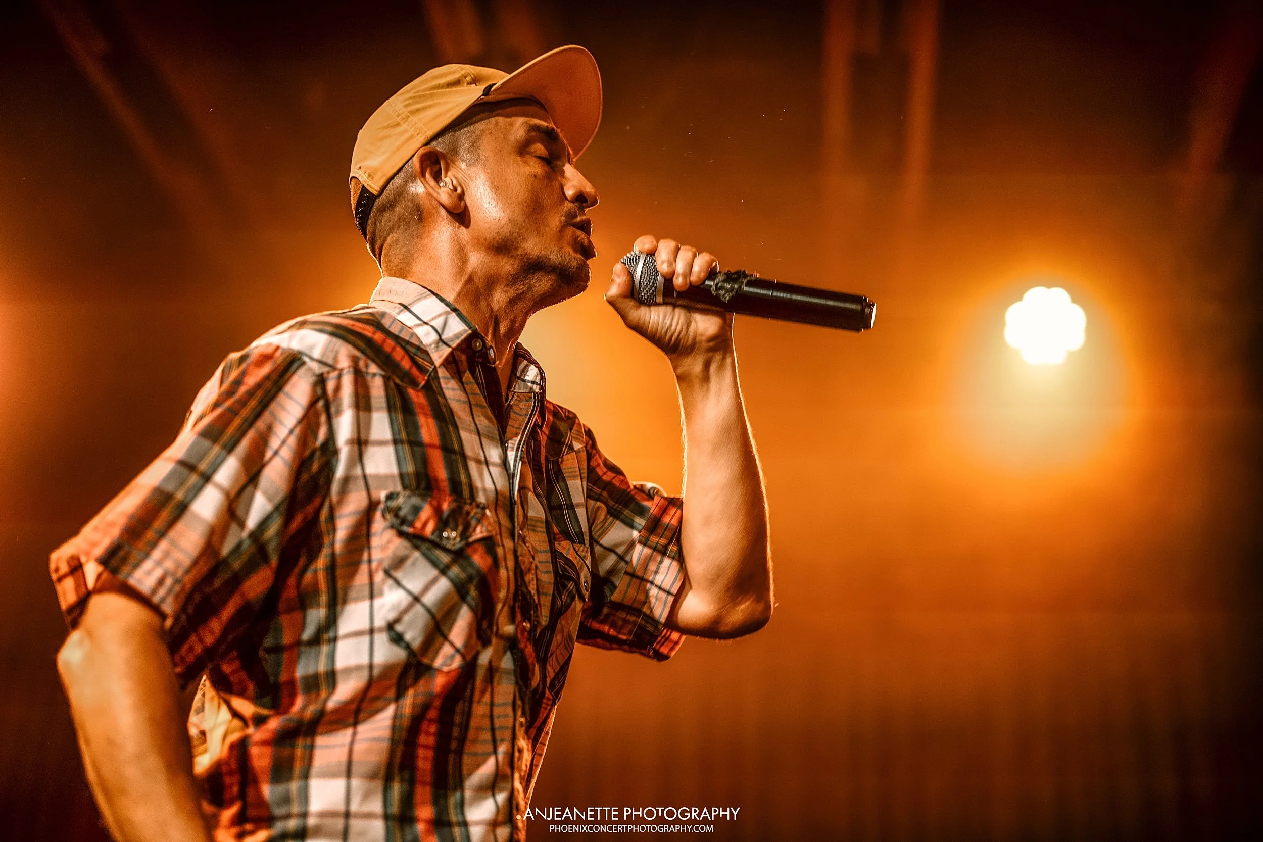 best Concert Photographer in Phoenix, AZ near me Anjeanette Photography top rated music photos crescent ballroom, K.A.A.N.wax and dj hopper, tour, live nation