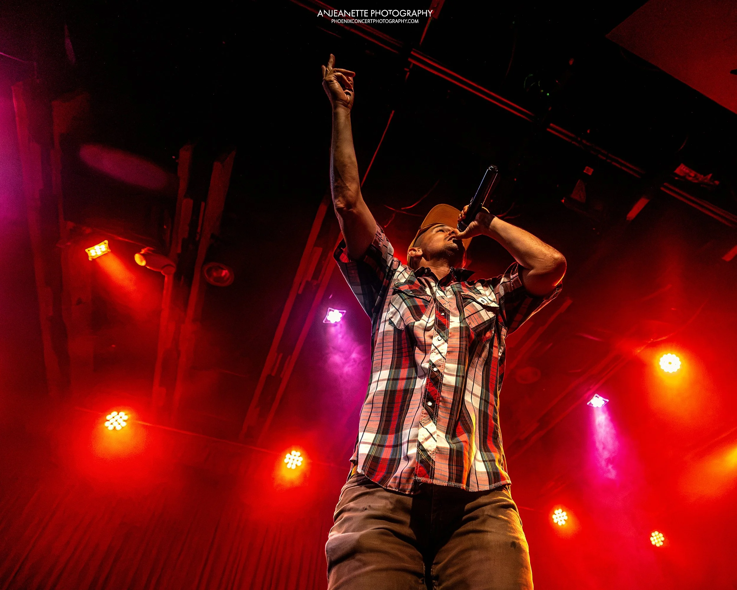 best Concert Photographer in Phoenix, AZ near me Anjeanette Photography top rated music photos crescent ballroom, K.A.A.N.wax and dj hopper, tour, live nation