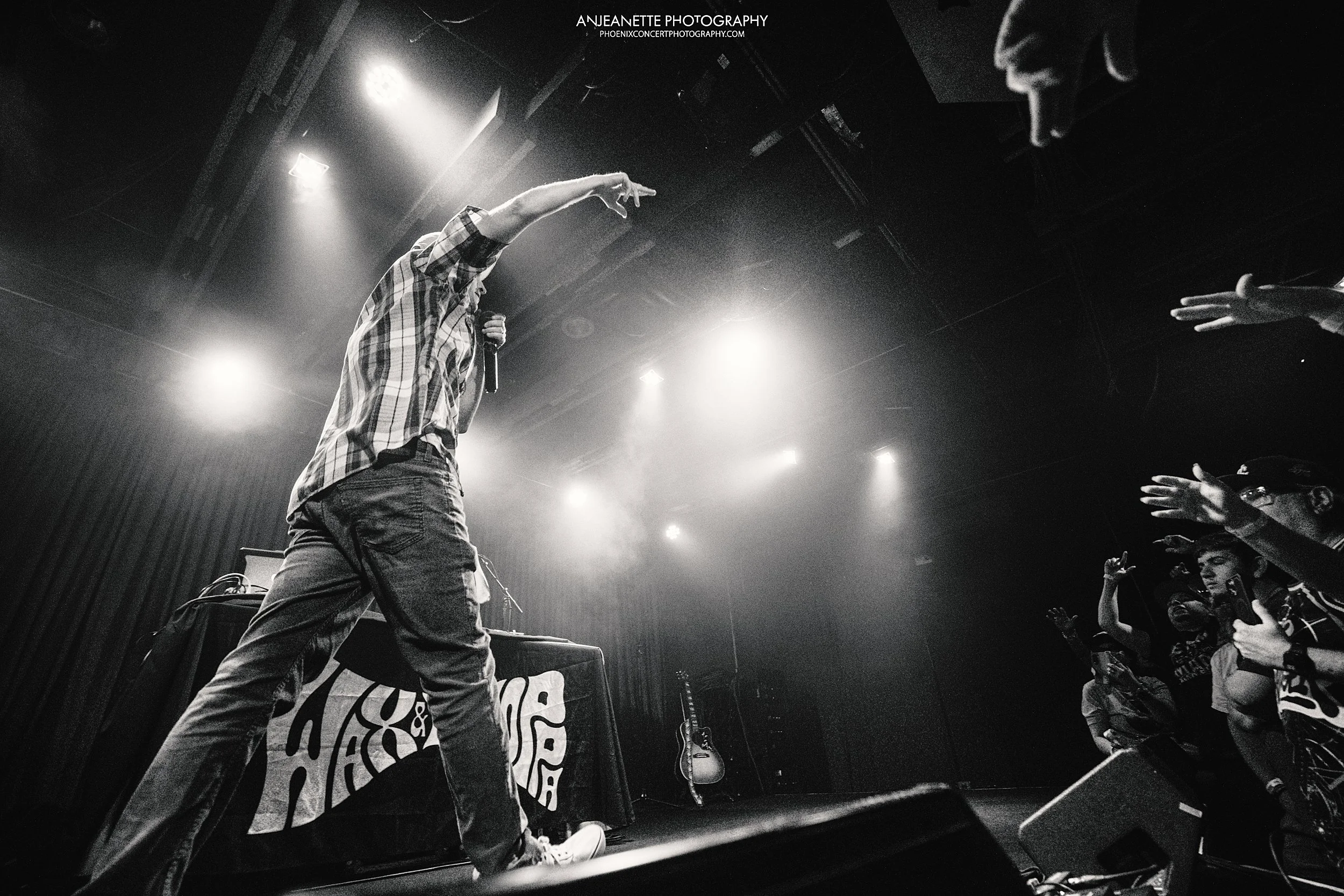 best Concert Photographer in Phoenix, AZ near me Anjeanette Photography top rated music photos crescent ballroom, K.A.A.N.wax and dj hopper, tour, live nation