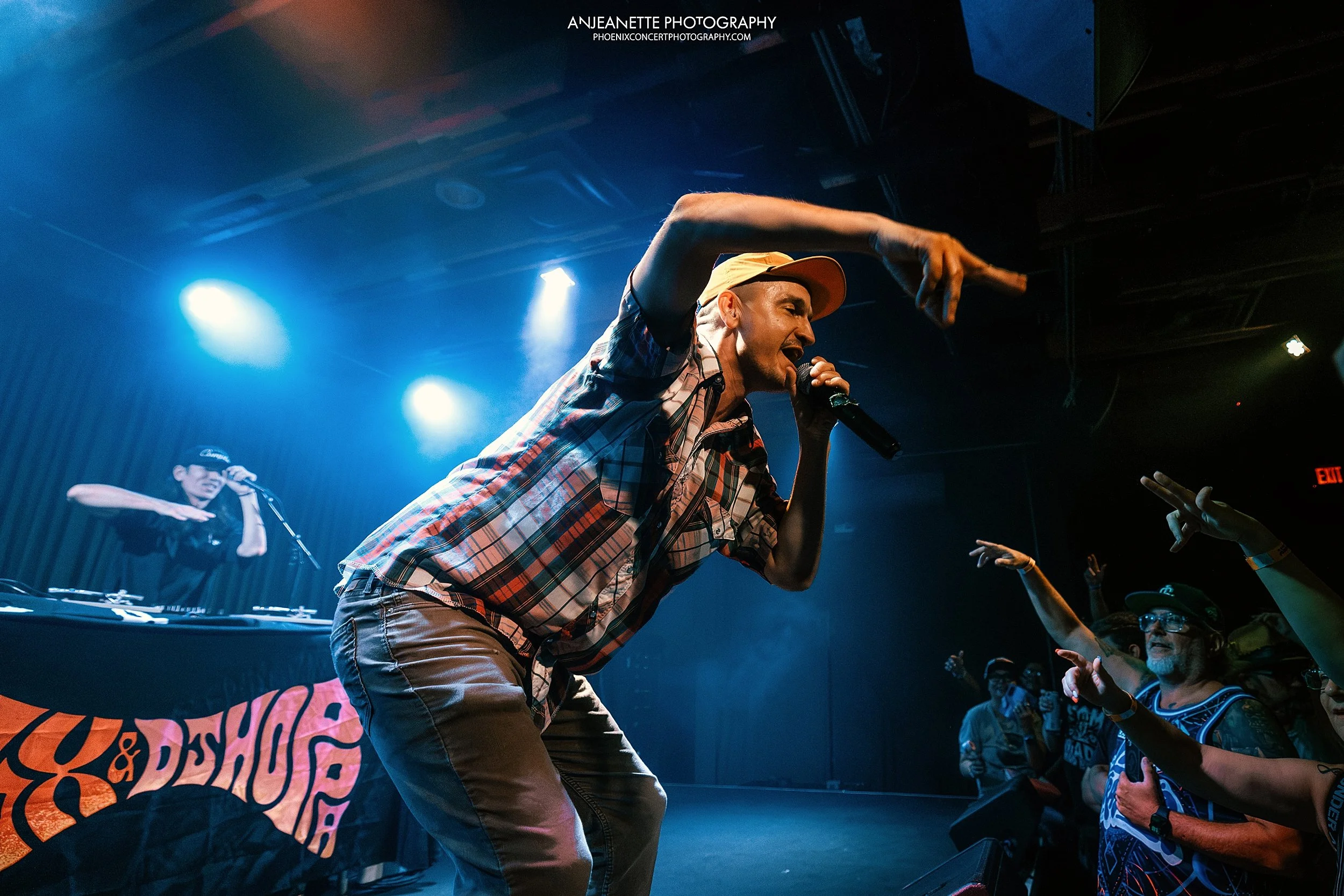 best Concert Photographer in Phoenix, AZ near me Anjeanette Photography top rated music photos crescent ballroom, K.A.A.N.wax and dj hopper, tour, live nation