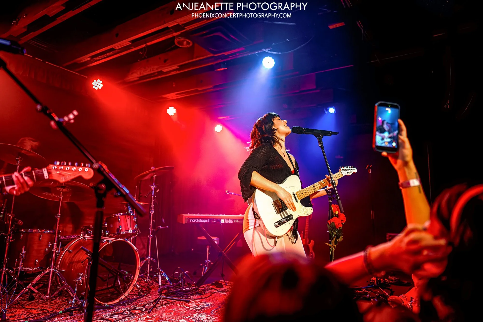 best Concert Photographer in Phoenix, AZ near me Anjeanette Photography top rated music photos crescent ballroom, stevie bill, tour, live nation
