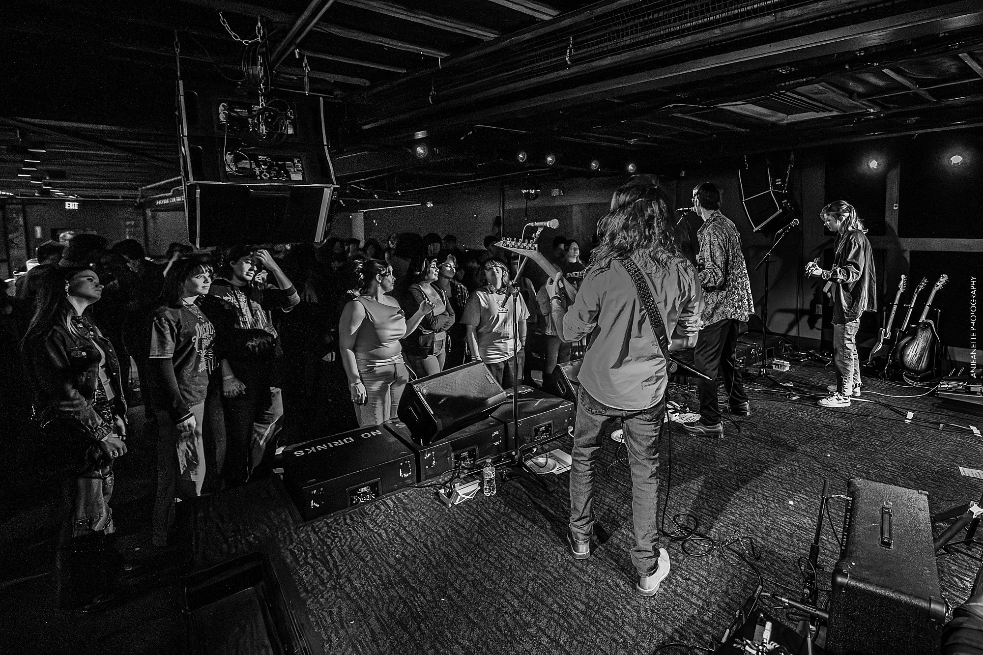 best Concert Photographer in Phoenix, AZ near me Anjeanette Photography music photos Psyko Steve Presents Dinosaur computer at the rebel lounge