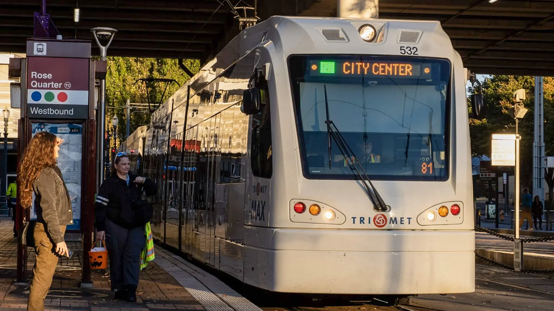 TriMet Announces Layoffs, Works to Close $300 Million shortfall