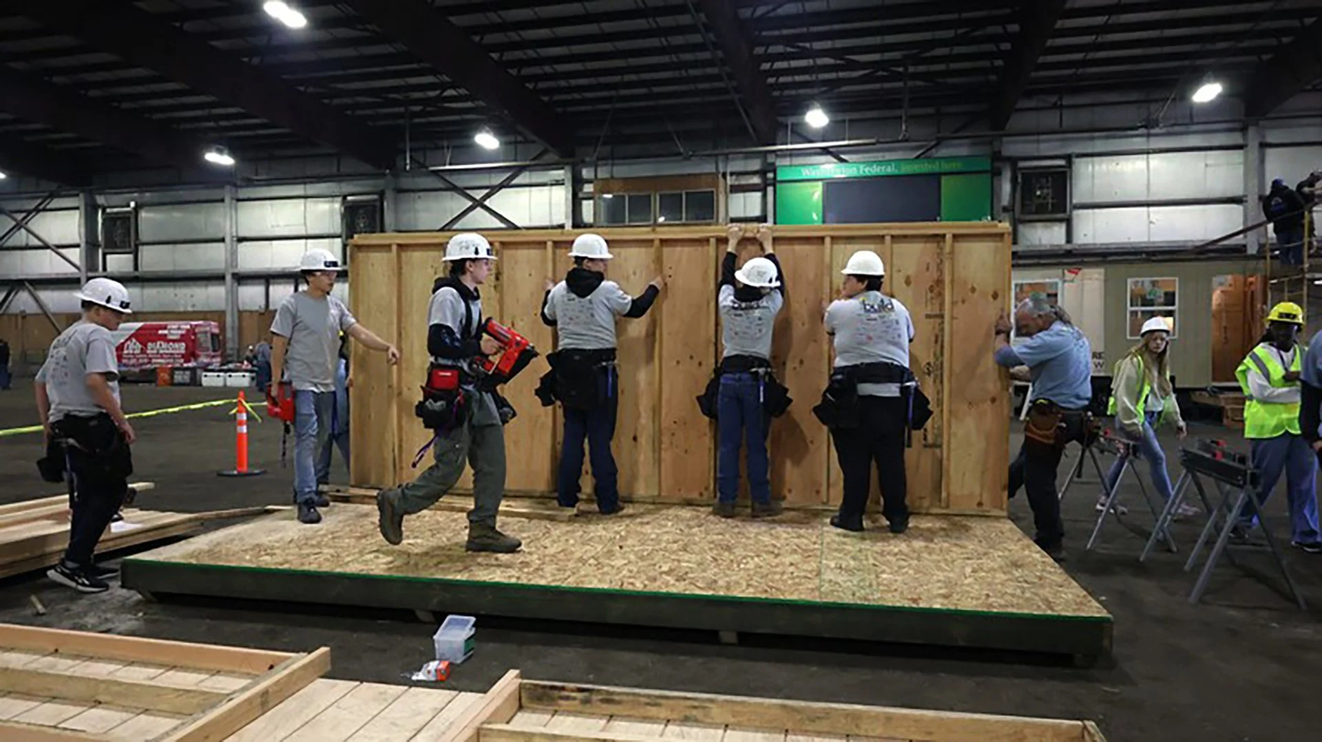 Eagle Ridge Students Build Shed at KFalls Build My Future Event