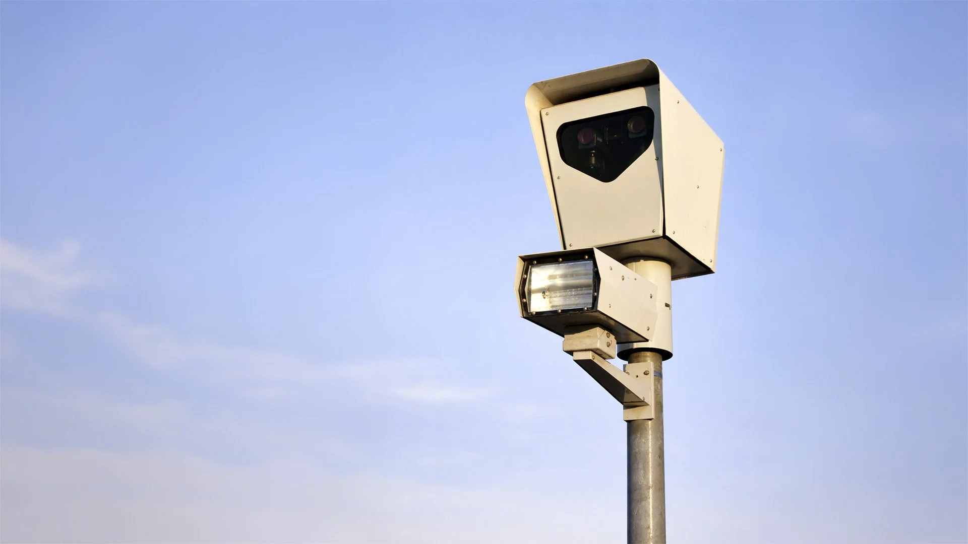 Medford Moves Red-Light Cameras to Barnett and Highland