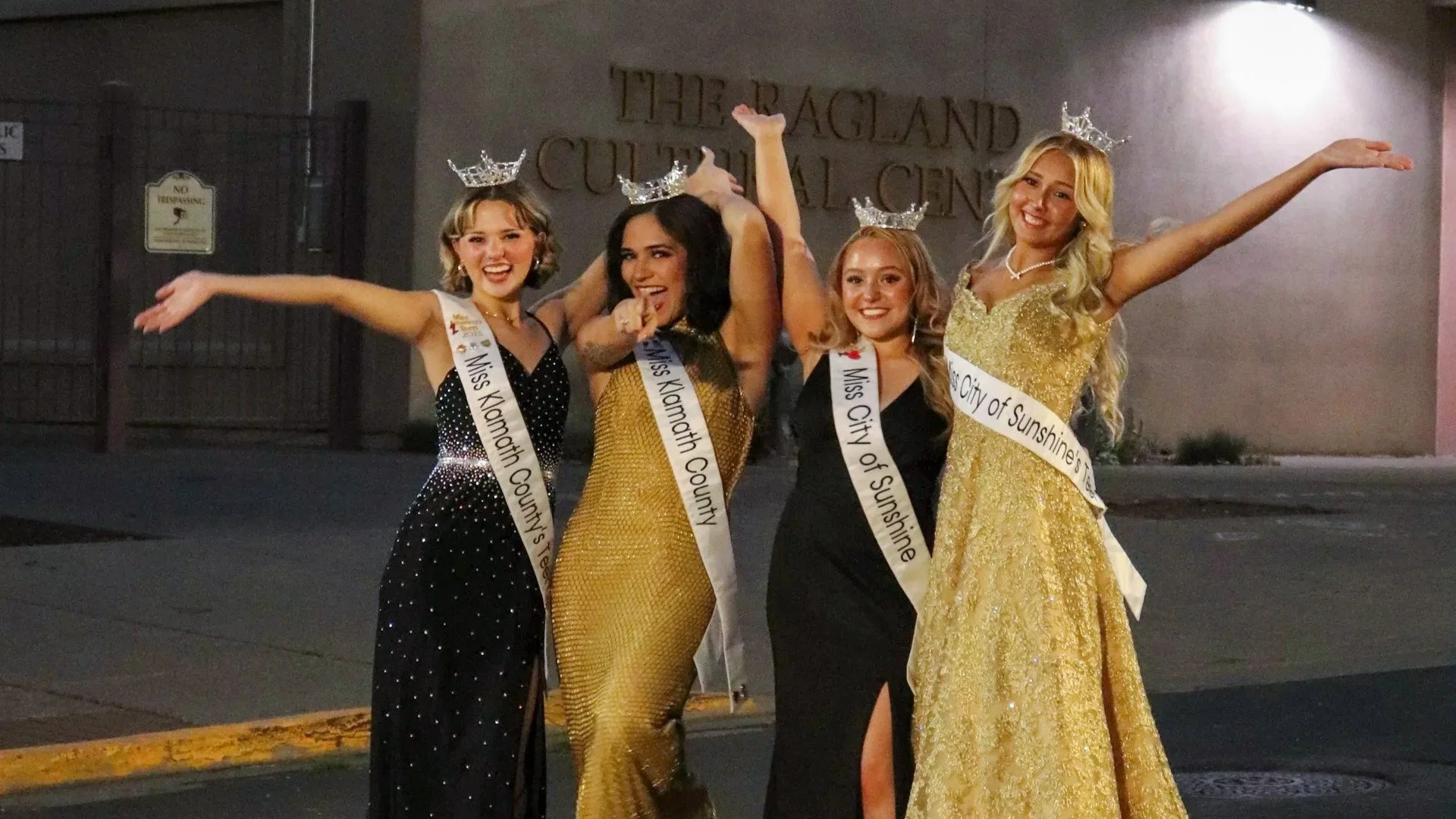 Miss Klamath County Returns to Ragland Stage